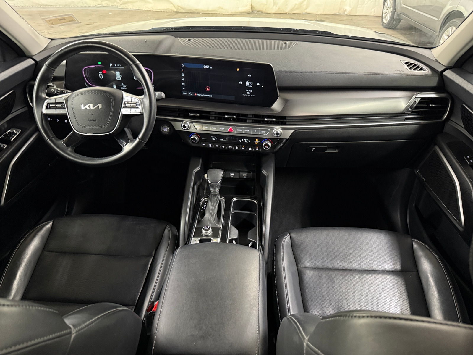 Thumbnail: 2023 Kia Telluride - 2
