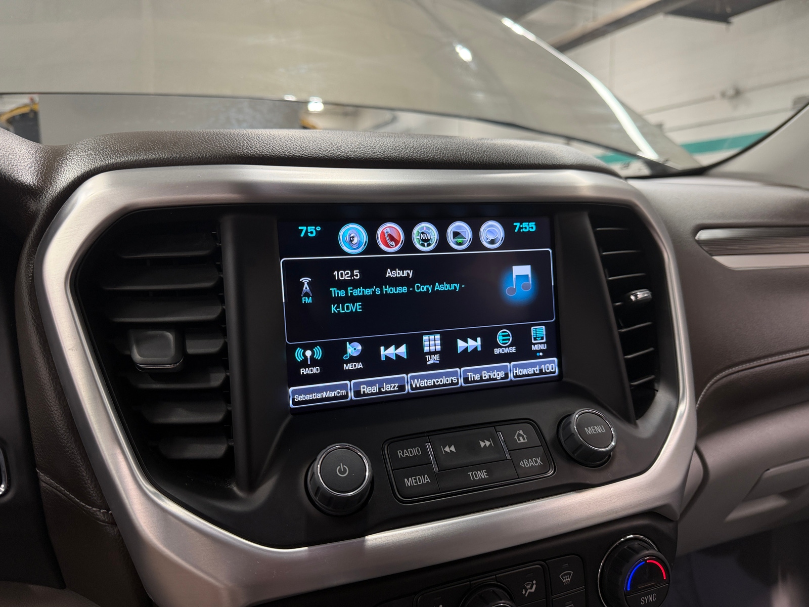 Thumbnail: 2019 GMC Acadia - 3
