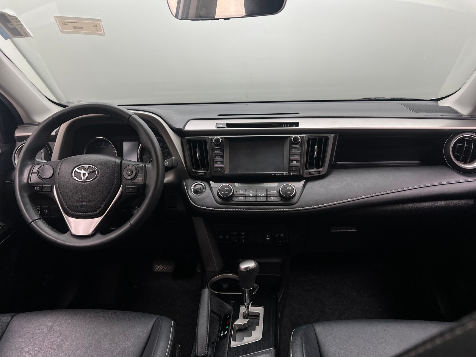 Thumbnail: 2017 Toyota RAV4 - 2