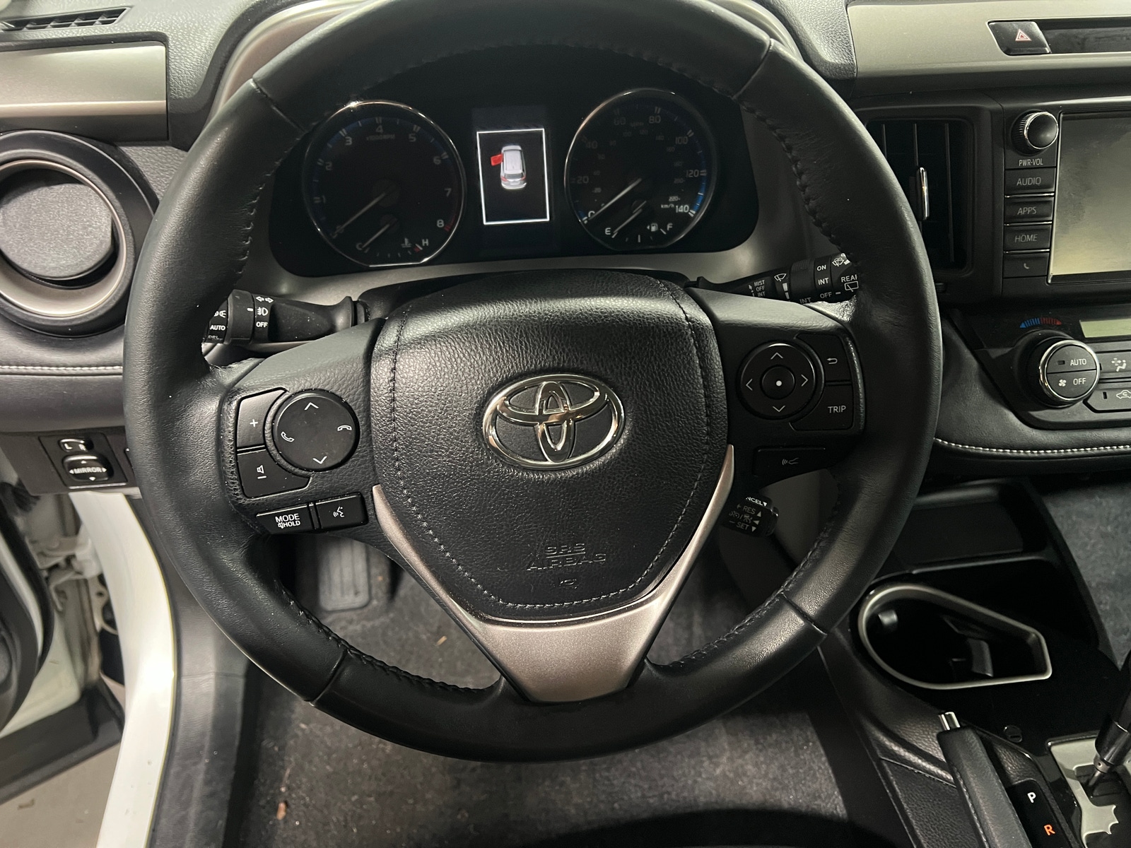 Thumbnail: 2017 Toyota RAV4 - 4