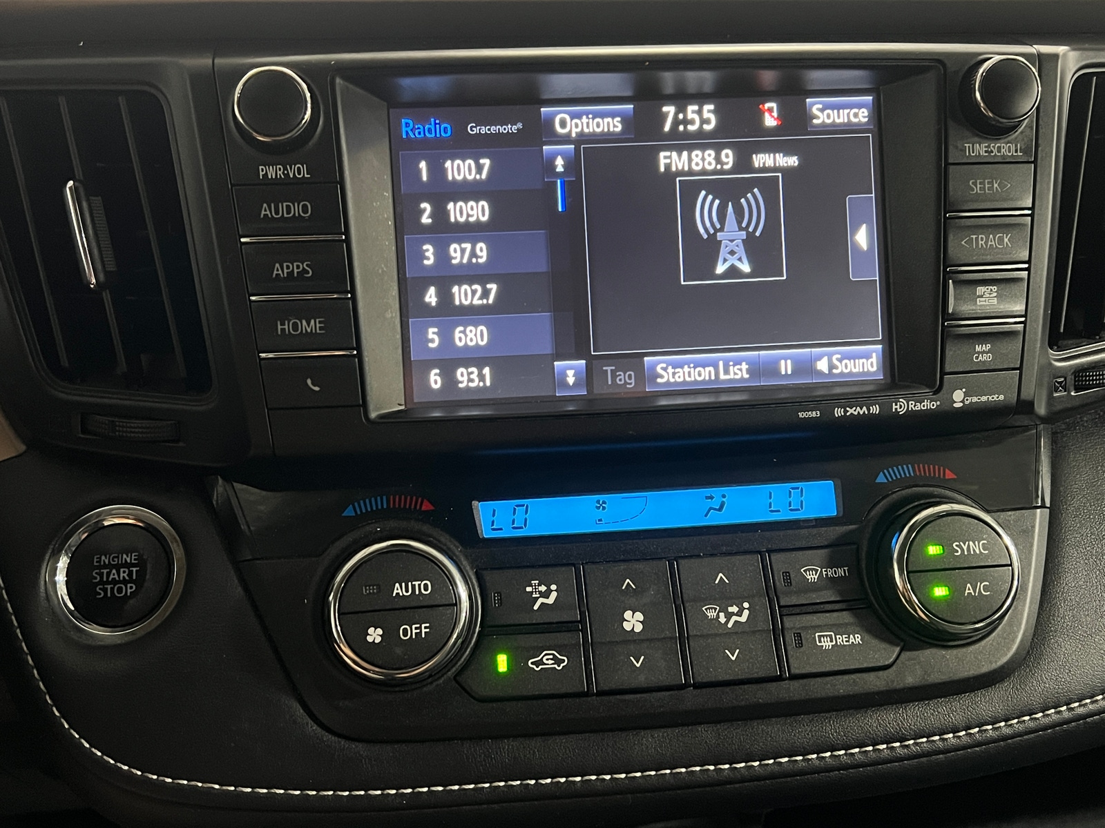 Thumbnail: 2017 Toyota RAV4 - 3