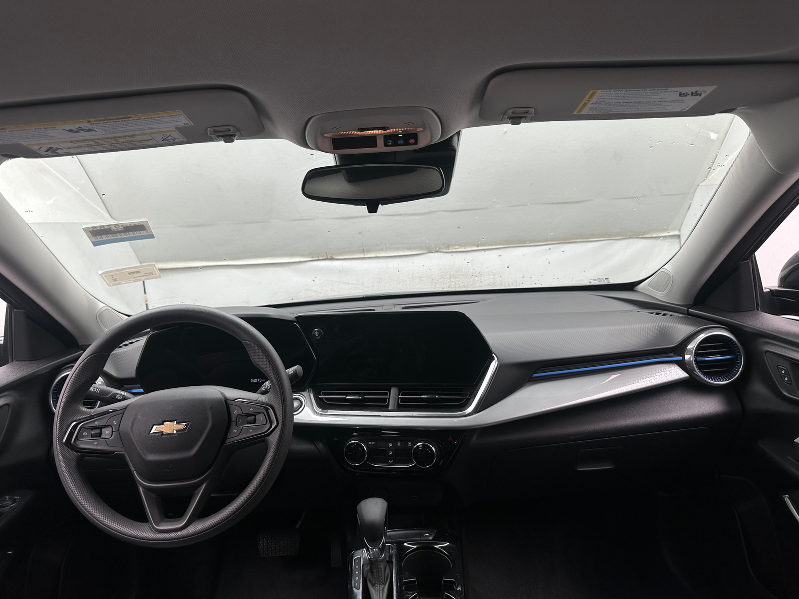 Thumbnail: 2025 Chevrolet Trax - 3
