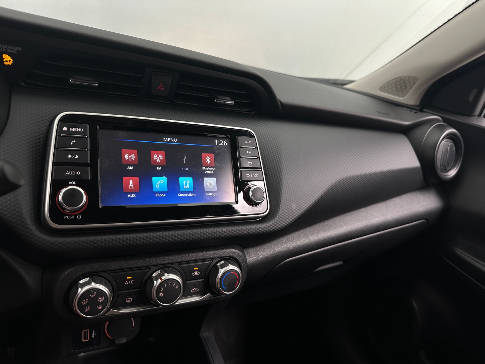 Thumbnail: 2024 Nissan Kicks - 4