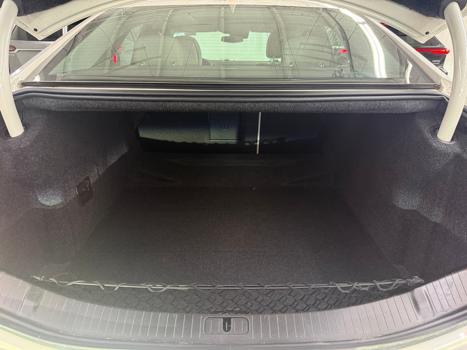 Thumbnail: 2014 Cadillac XTS - 6