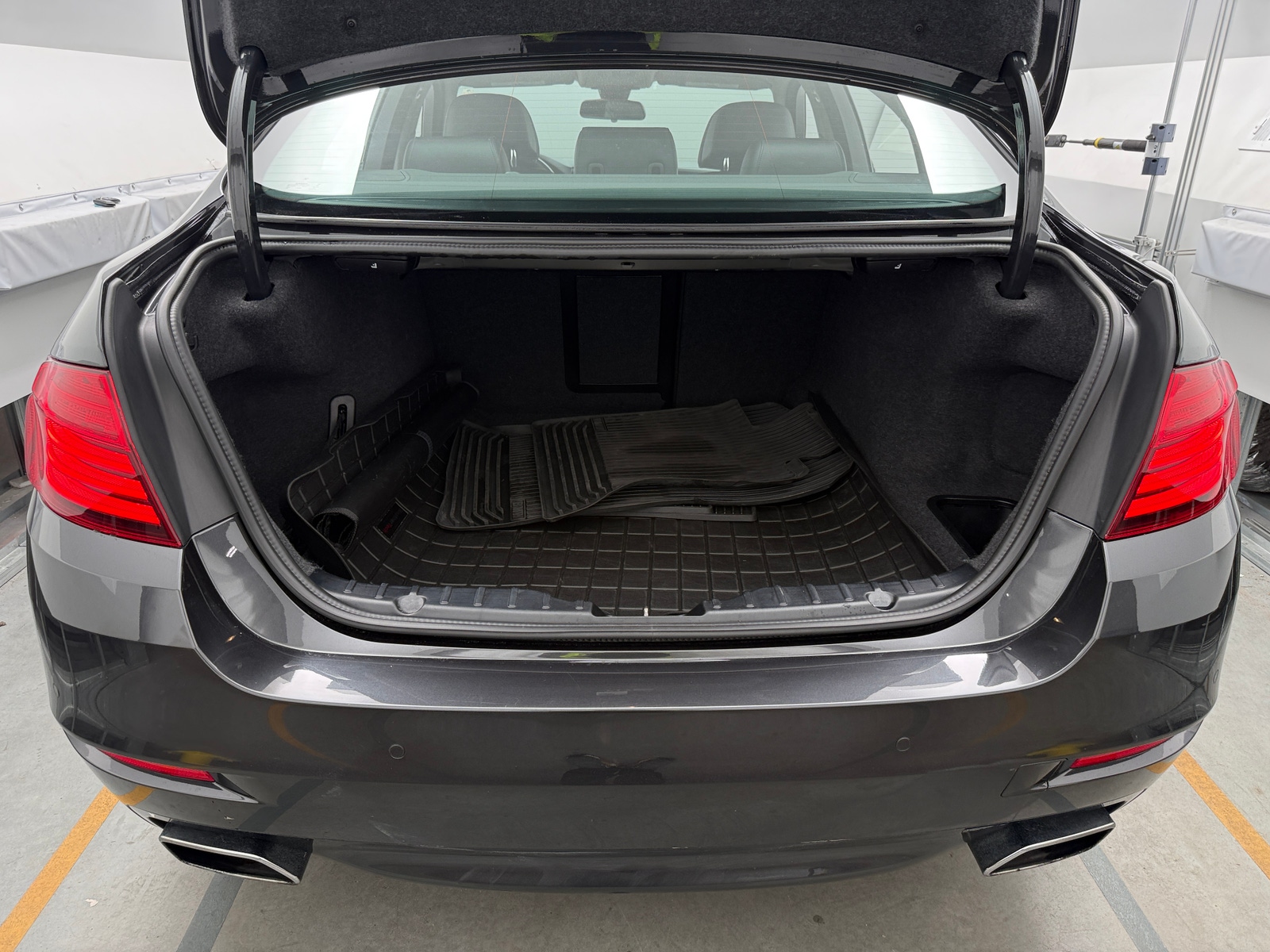 Thumbnail: 2016 BMW 5 Series - 6