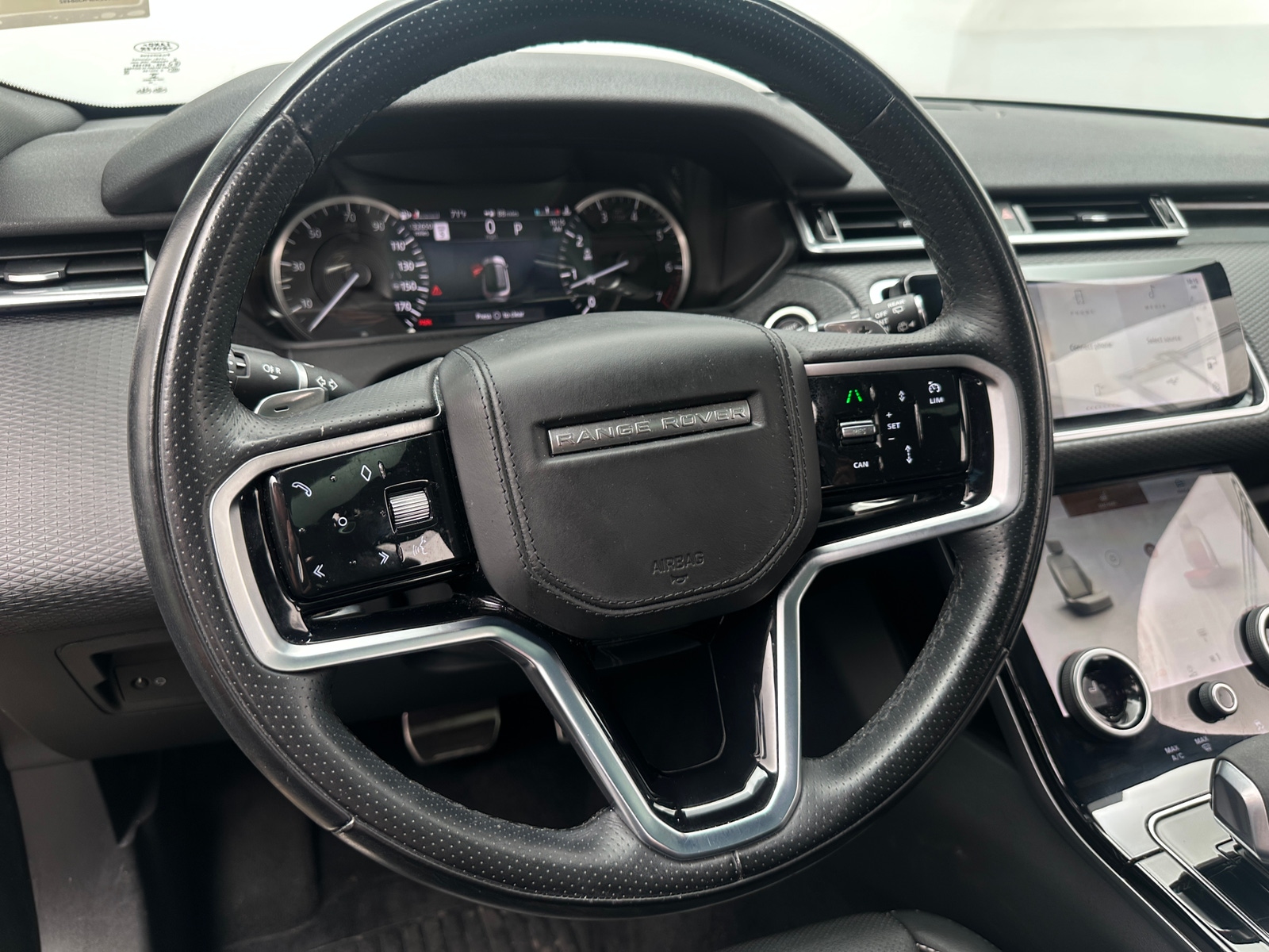 Thumbnail: 2023 Land Rover Range Rover Velar - 4