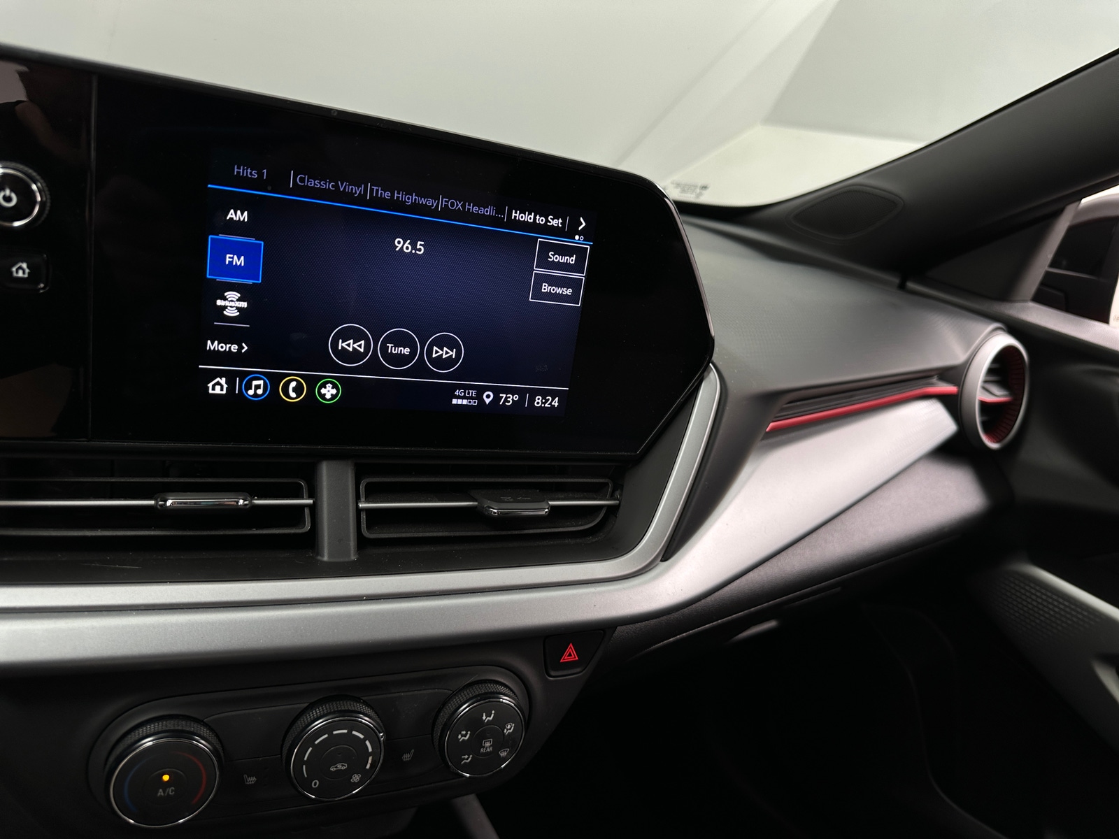 Thumbnail: 2024 Chevrolet Trax - 4