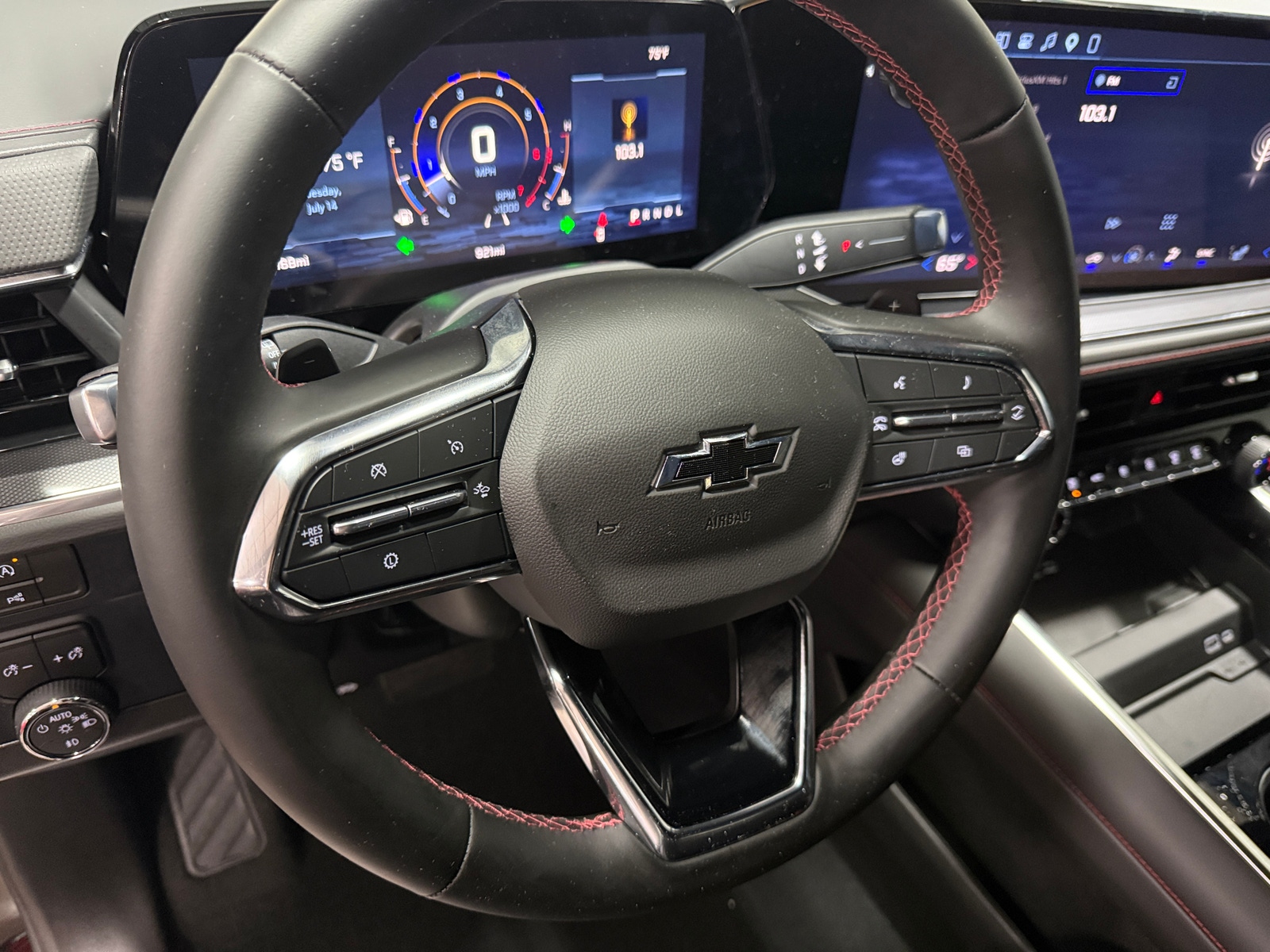 Thumbnail: 2026 Chevrolet Suburban - 5
