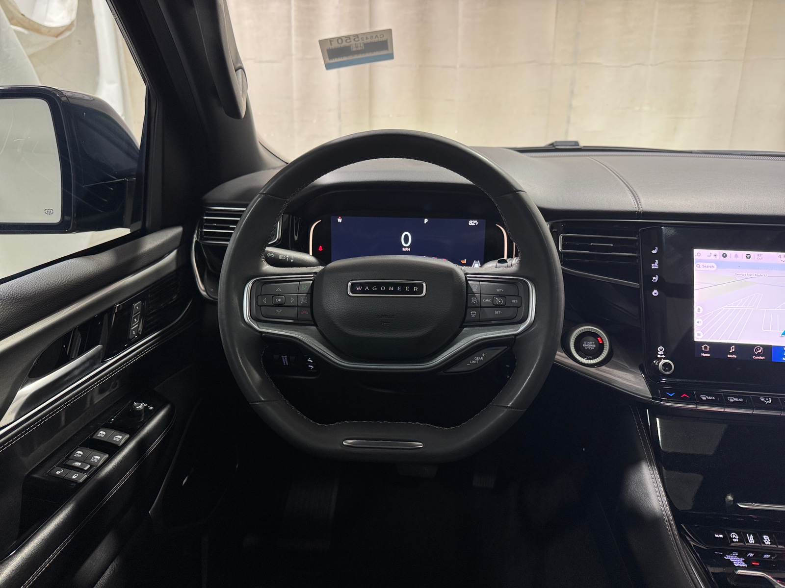 Thumbnail: 2022 Jeep Wagoneer - 4
