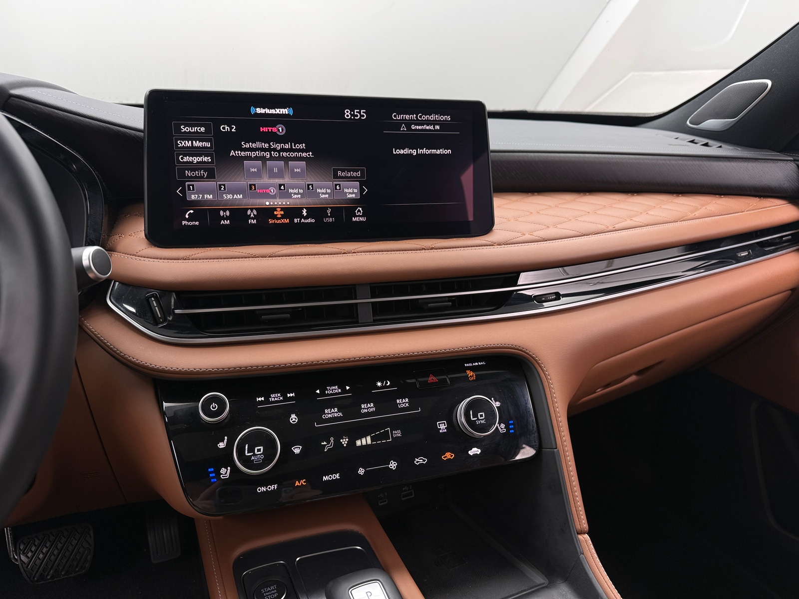 Thumbnail: 2025 INFINITI QX60 - 3