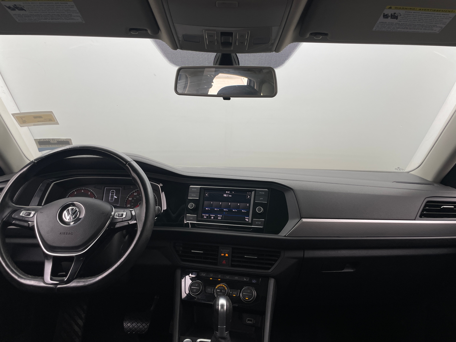 Thumbnail: 2019 Volkswagen Jetta - 2