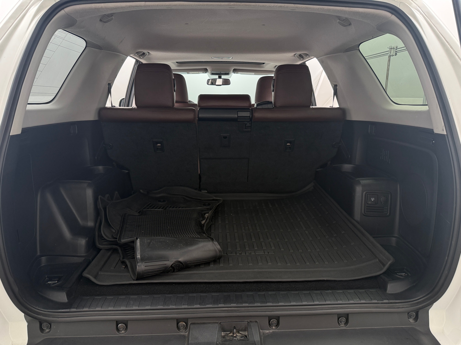 Thumbnail: 2016 Toyota 4Runner - 7