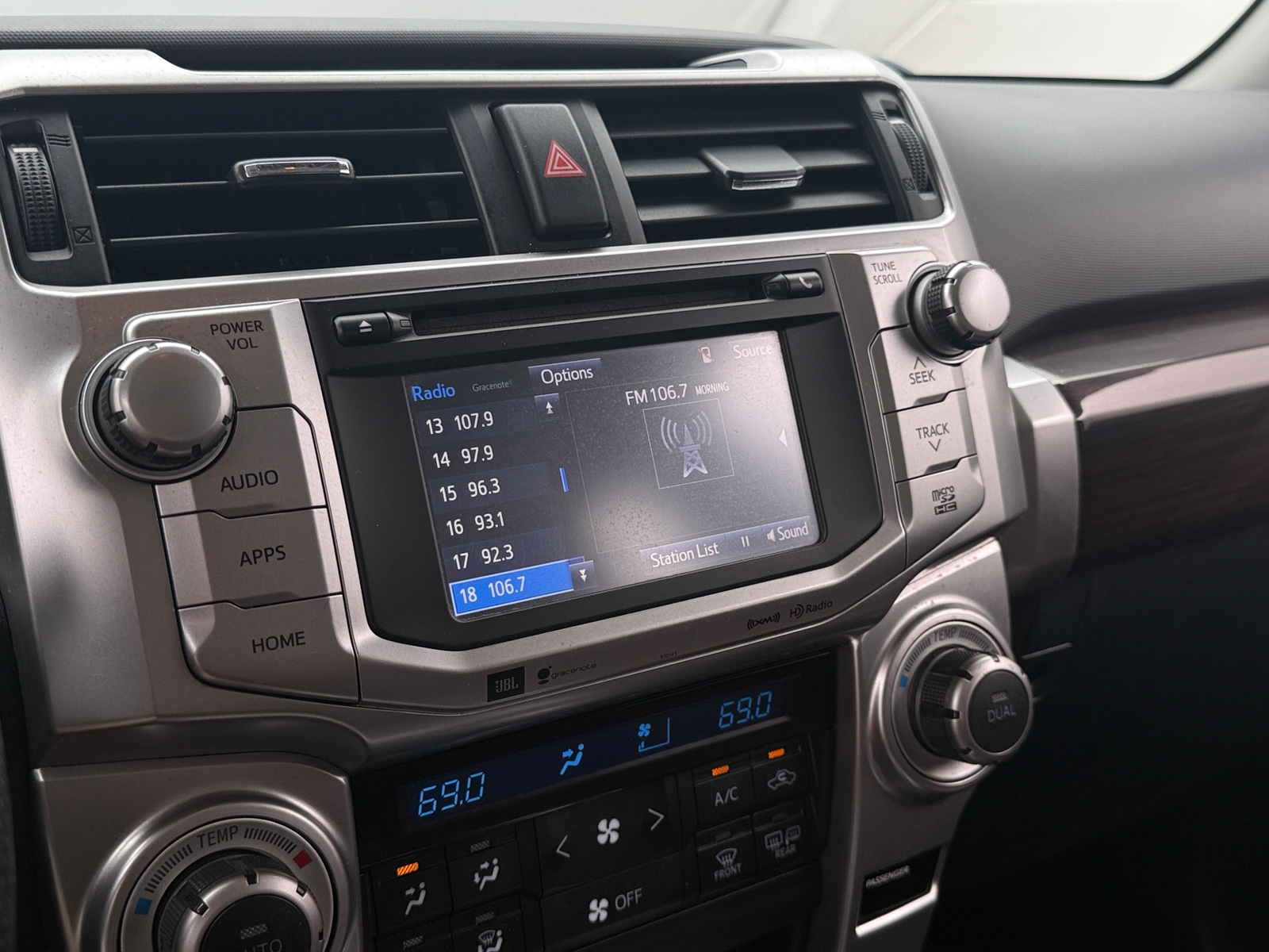 Thumbnail: 2016 Toyota 4Runner - 4
