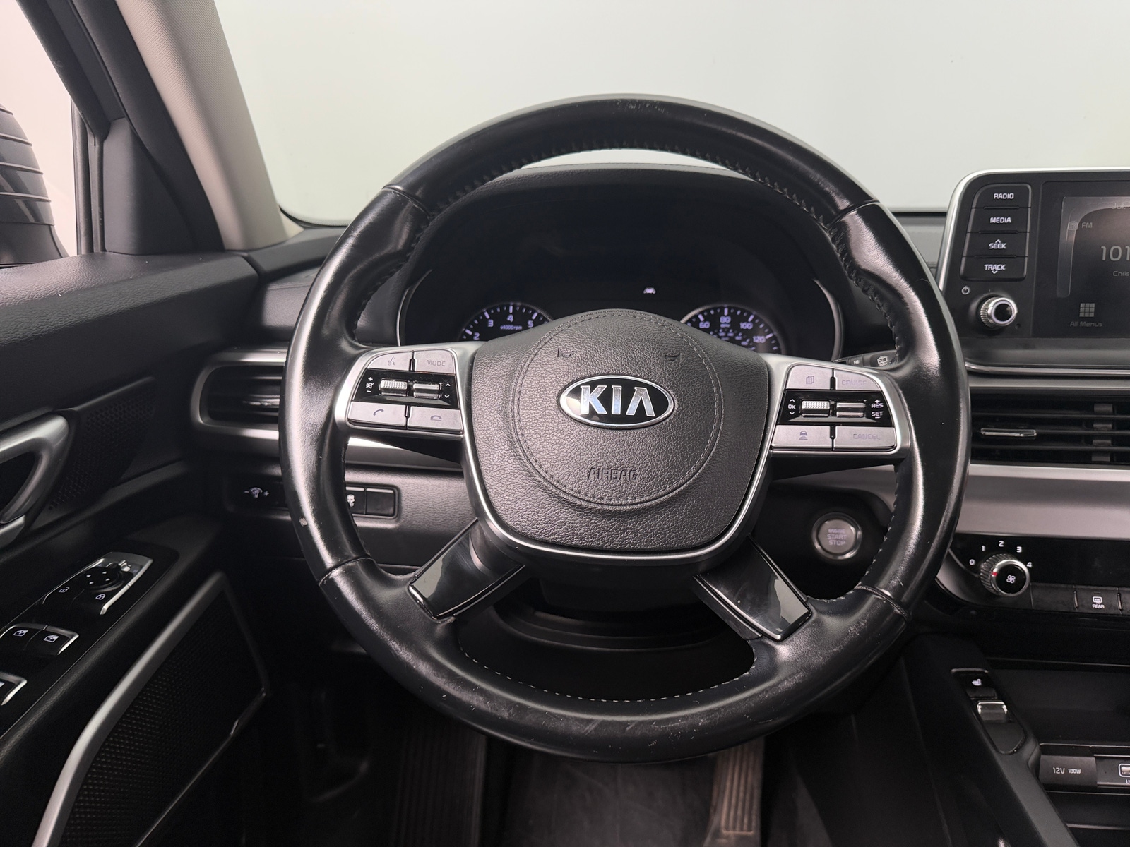Thumbnail: 2021 Kia Telluride - 4