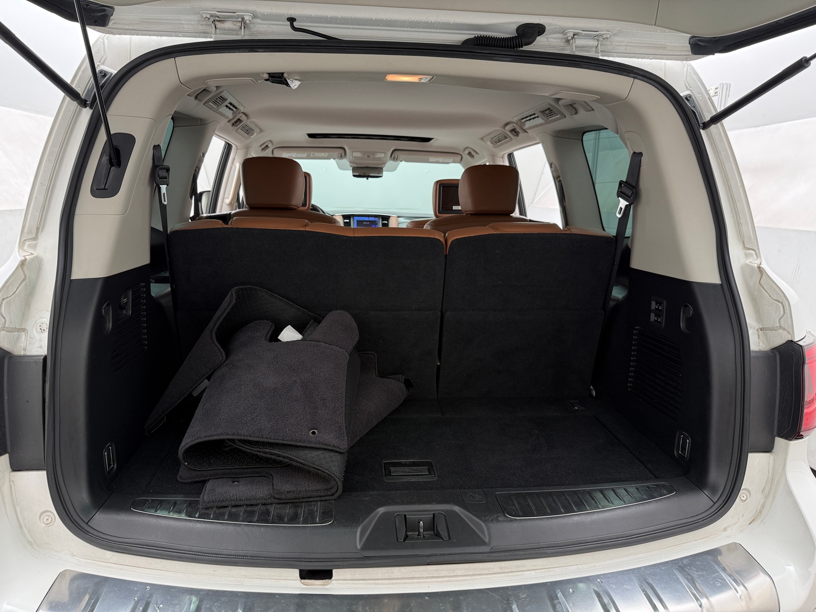 Thumbnail: 2018 INFINITI QX80 - 6