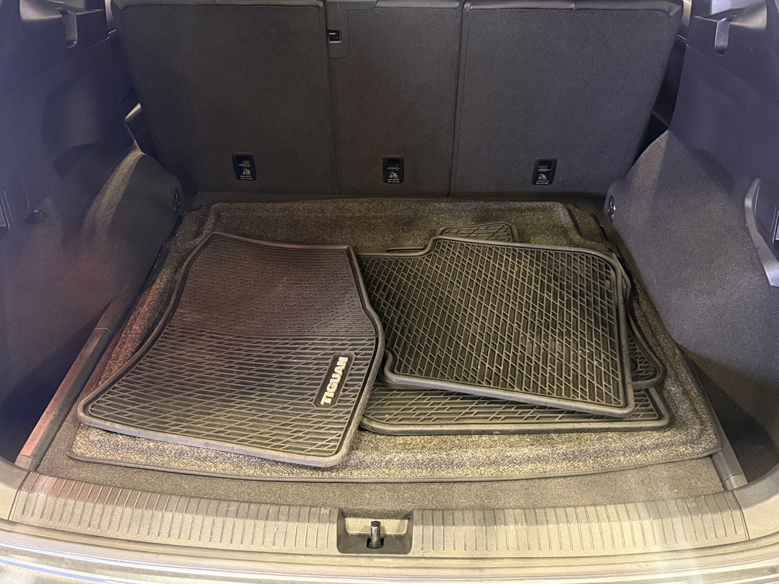 Thumbnail: 2021 Volkswagen Tiguan - 6