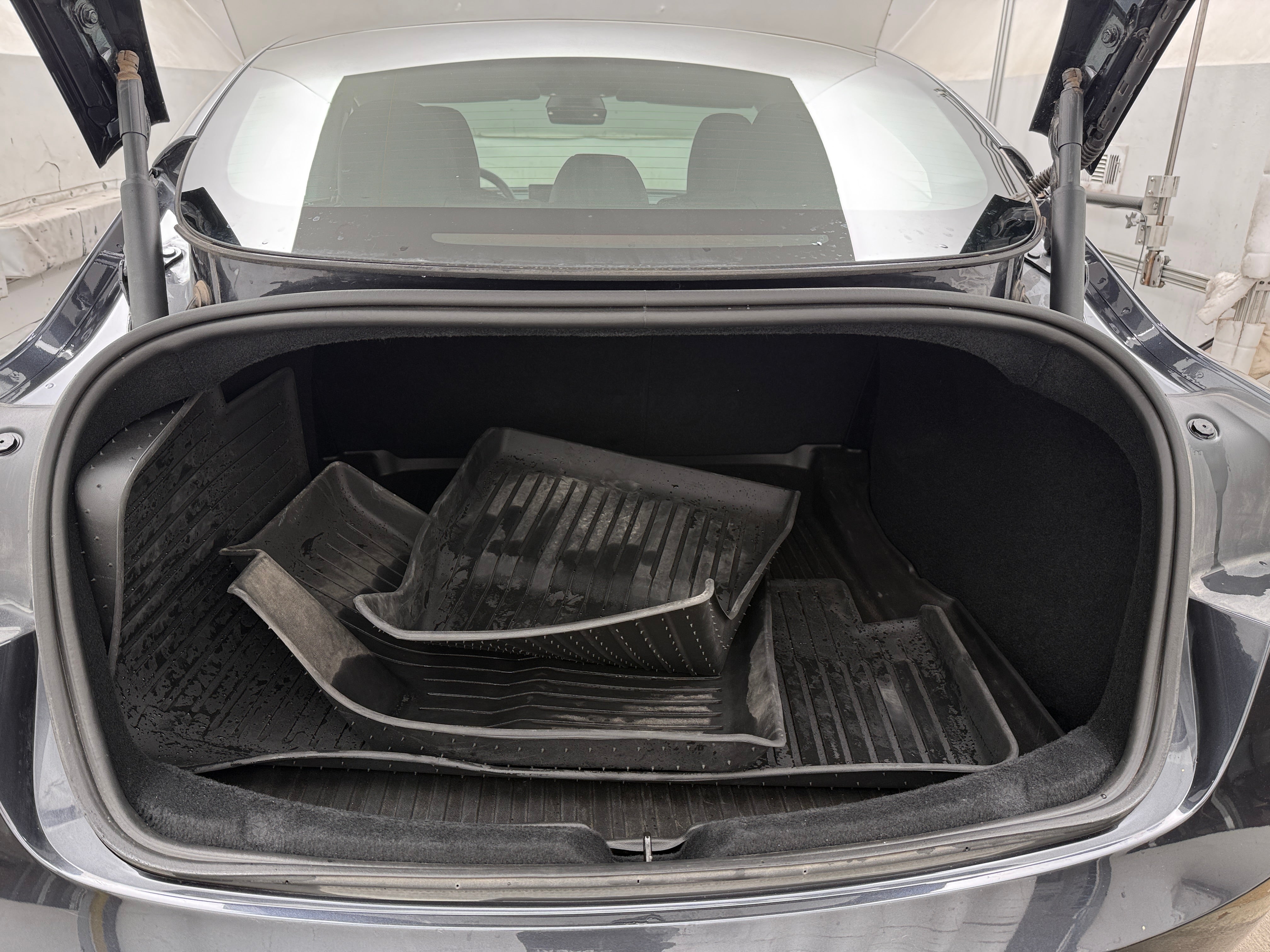 Used 2025 Tesla Model 3 Long Range with VIN 5YJ3E1EA9SF913317 for sale in Pewaukee, WI