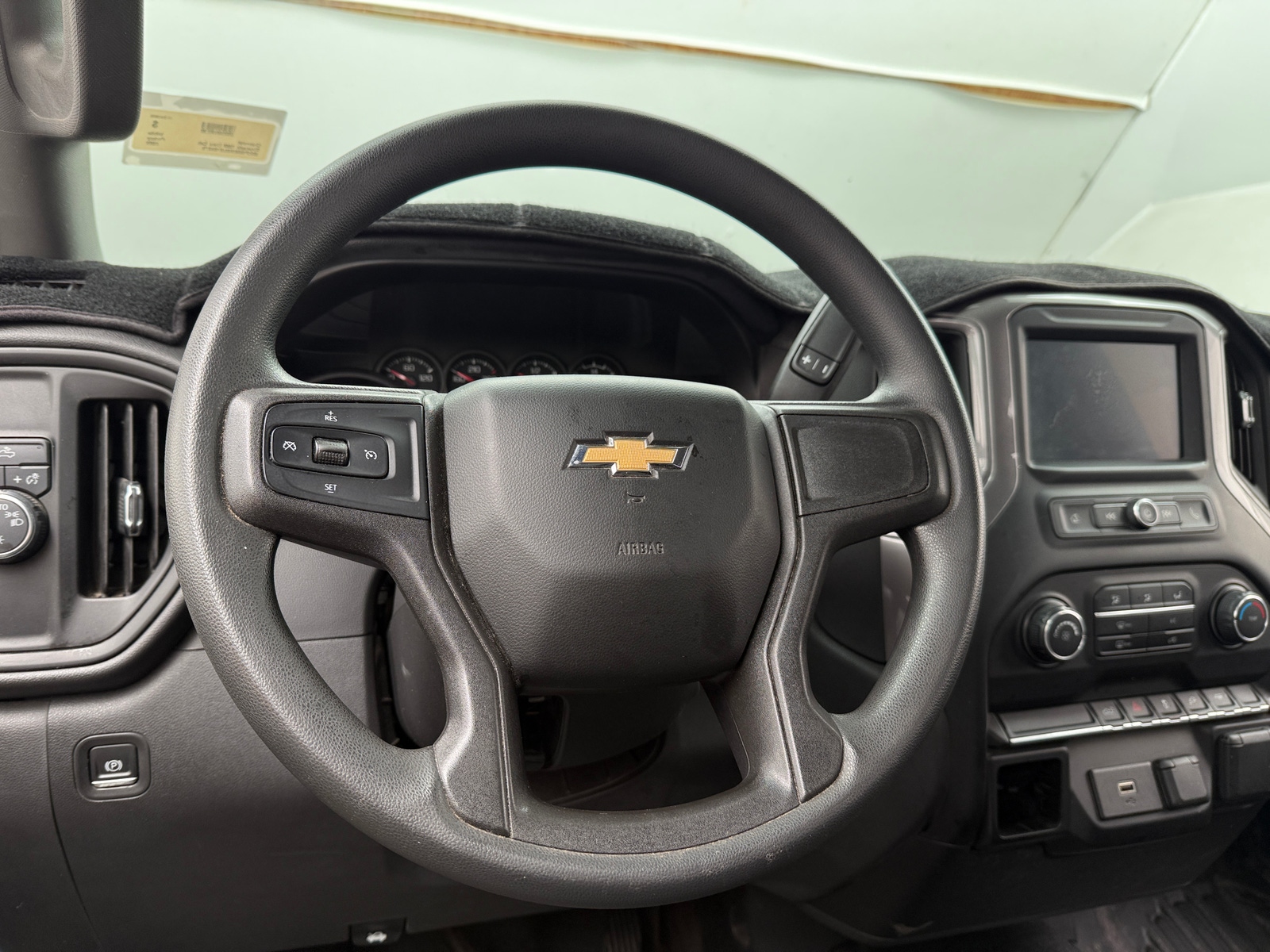 Thumbnail: 2020 Chevrolet Silverado 1500 - 4