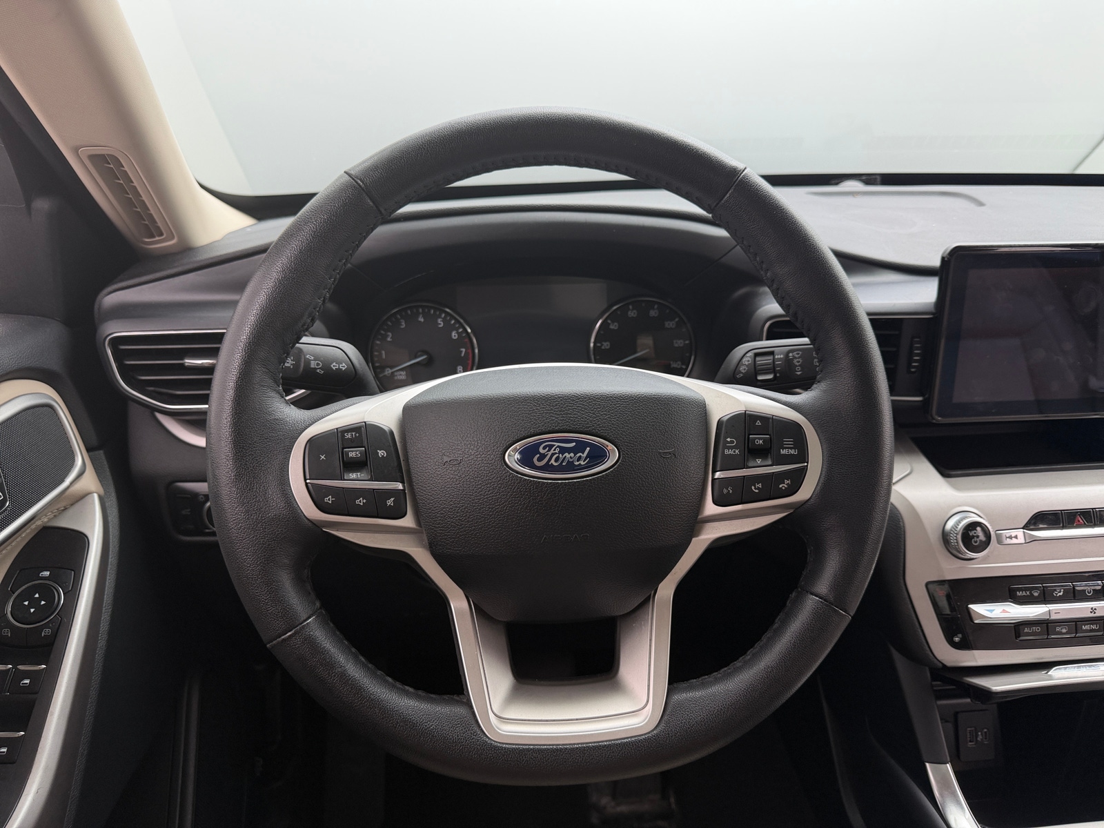 Thumbnail: 2024 Ford Explorer - 5