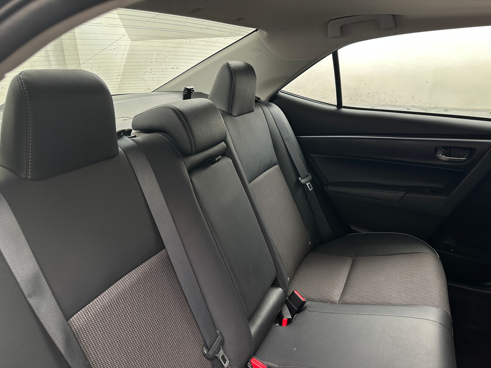 Thumbnail: 2015 Toyota Corolla - 6
