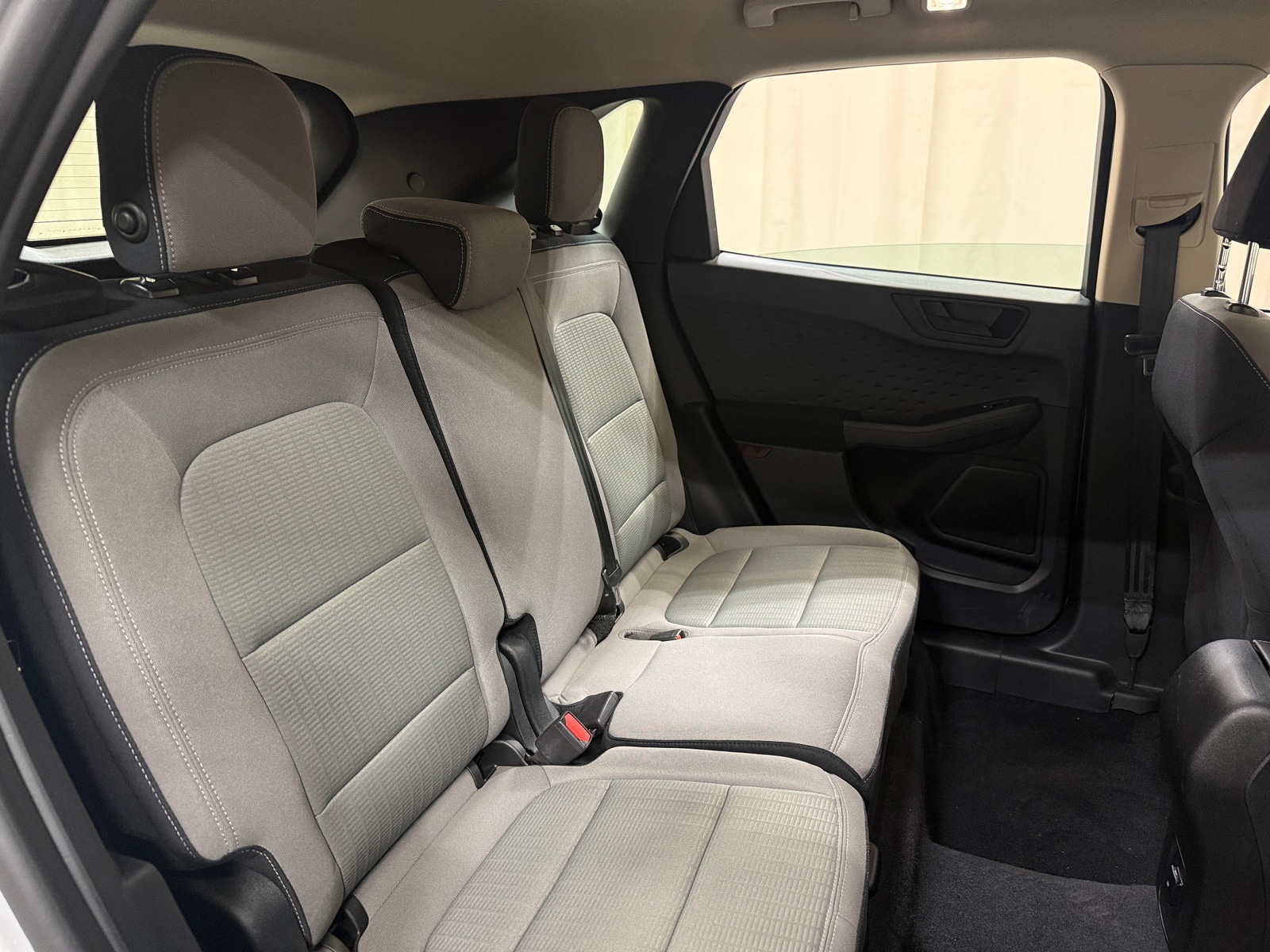 Thumbnail: 2020 Ford Escape - 6
