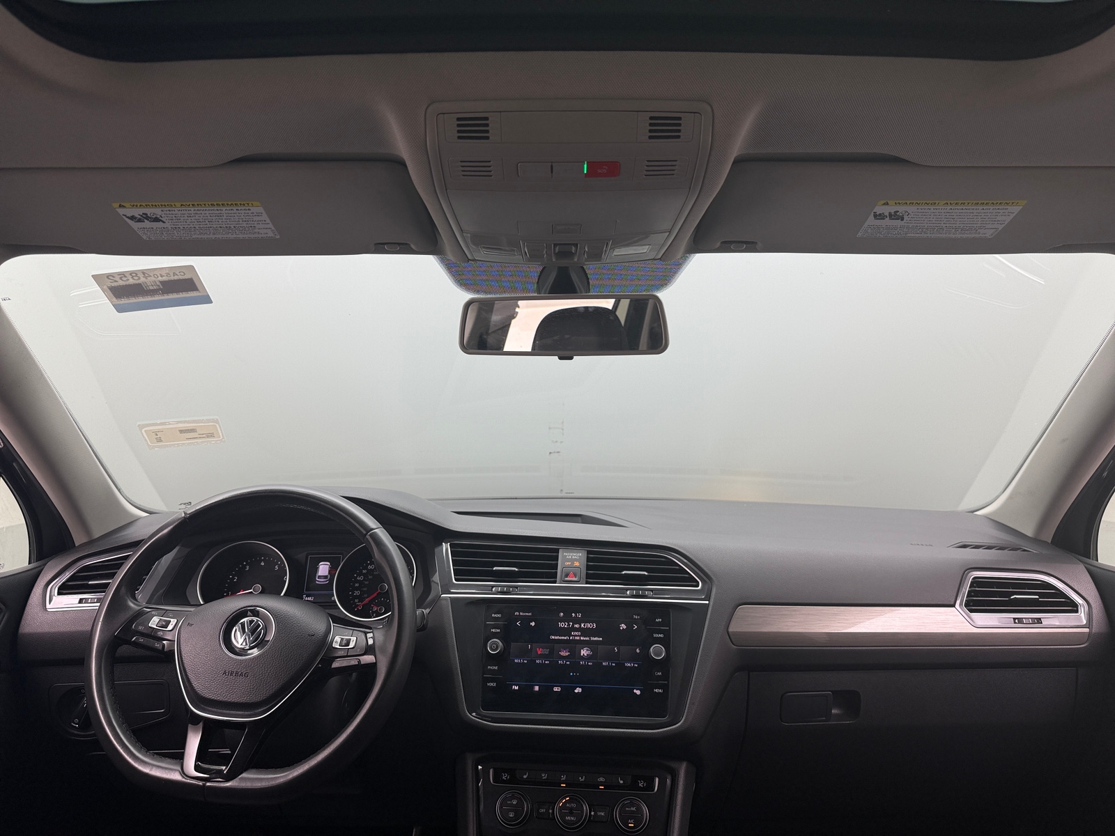 Thumbnail: 2020 Volkswagen Tiguan - 2