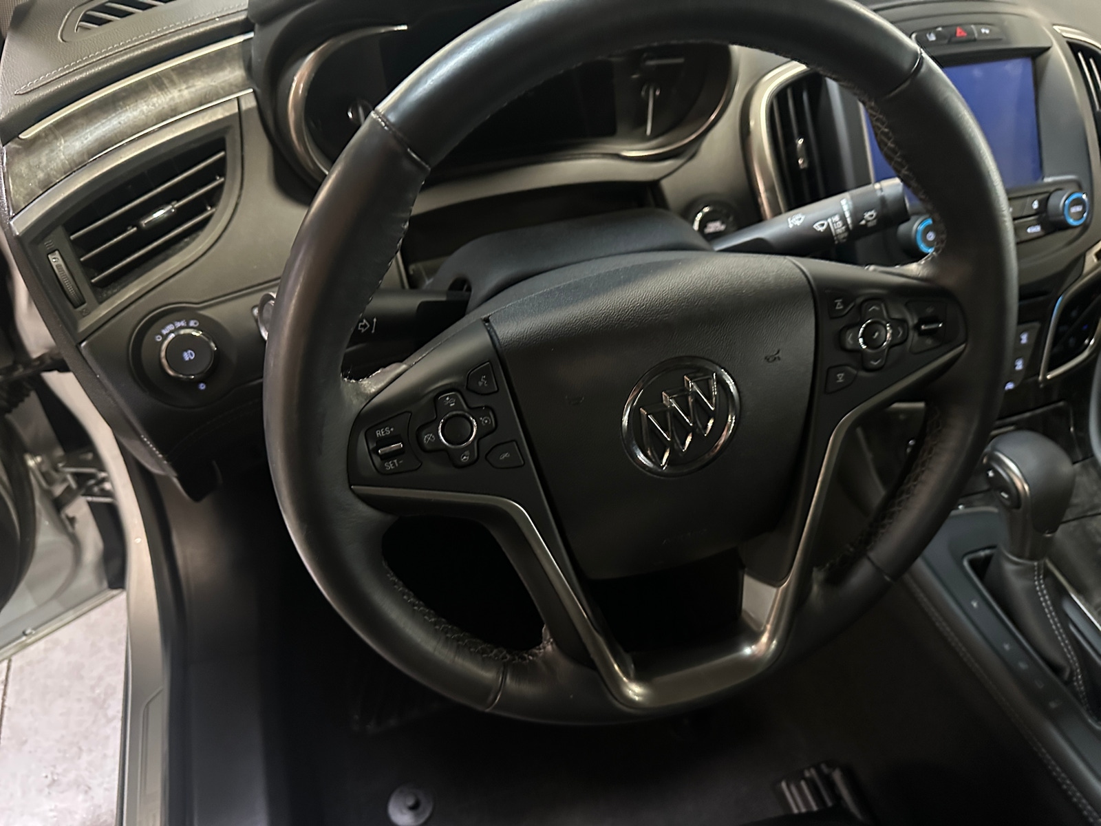 Thumbnail: 2015 Buick LaCrosse - 4