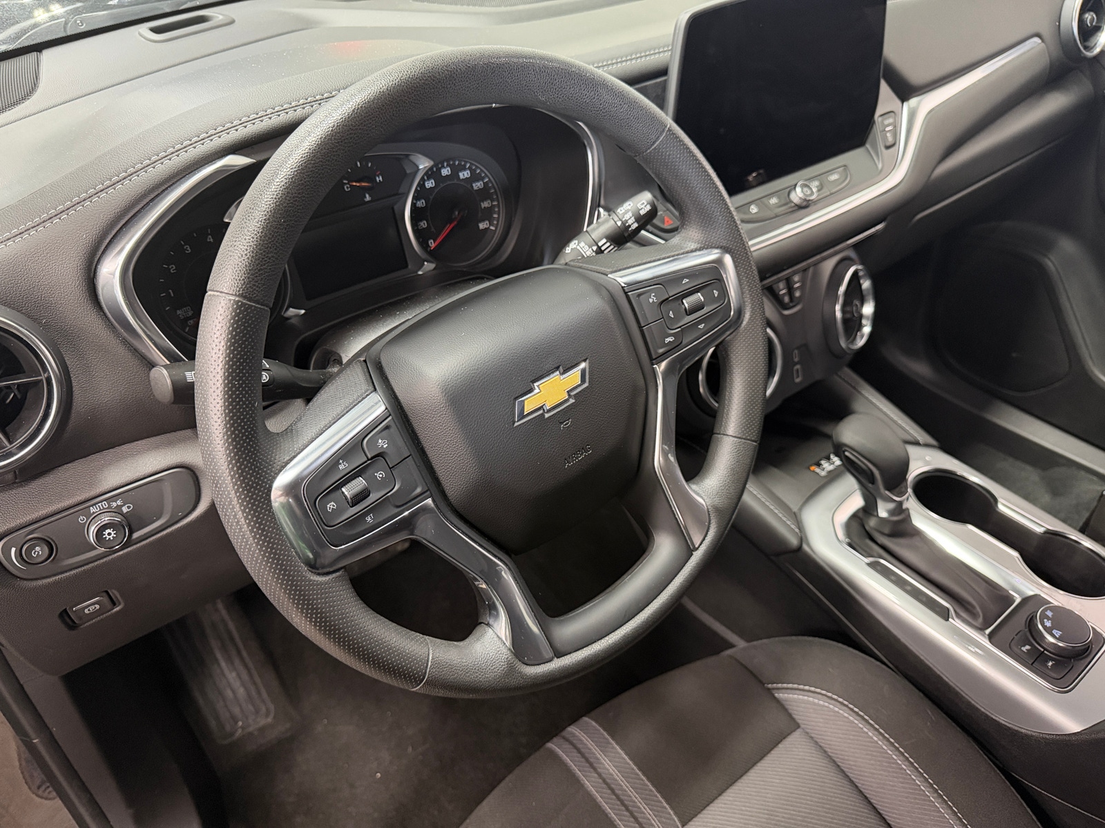Thumbnail: 2024 Chevrolet Blazer - 5