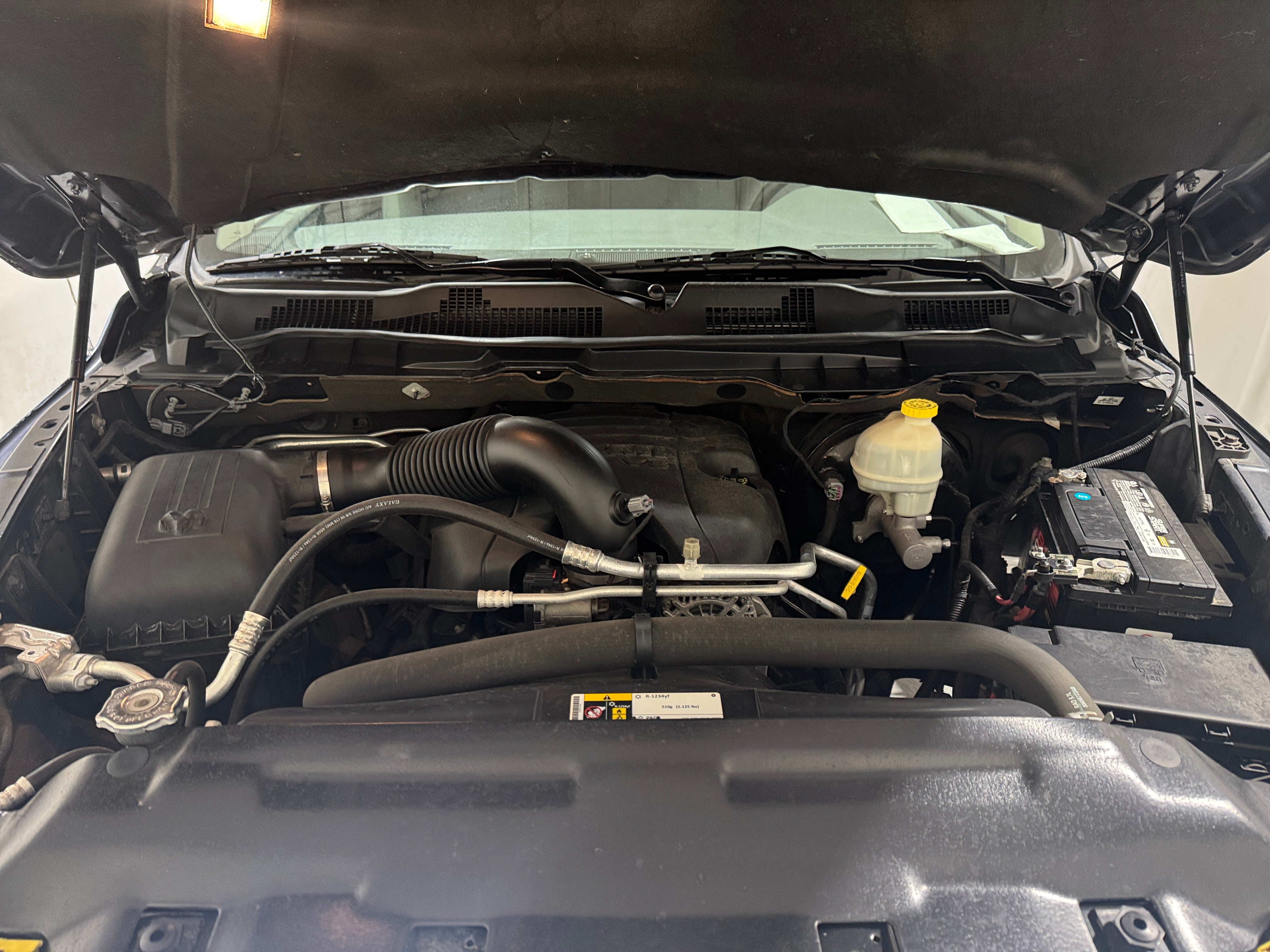 2015 RAM 1500 Pickup SLT