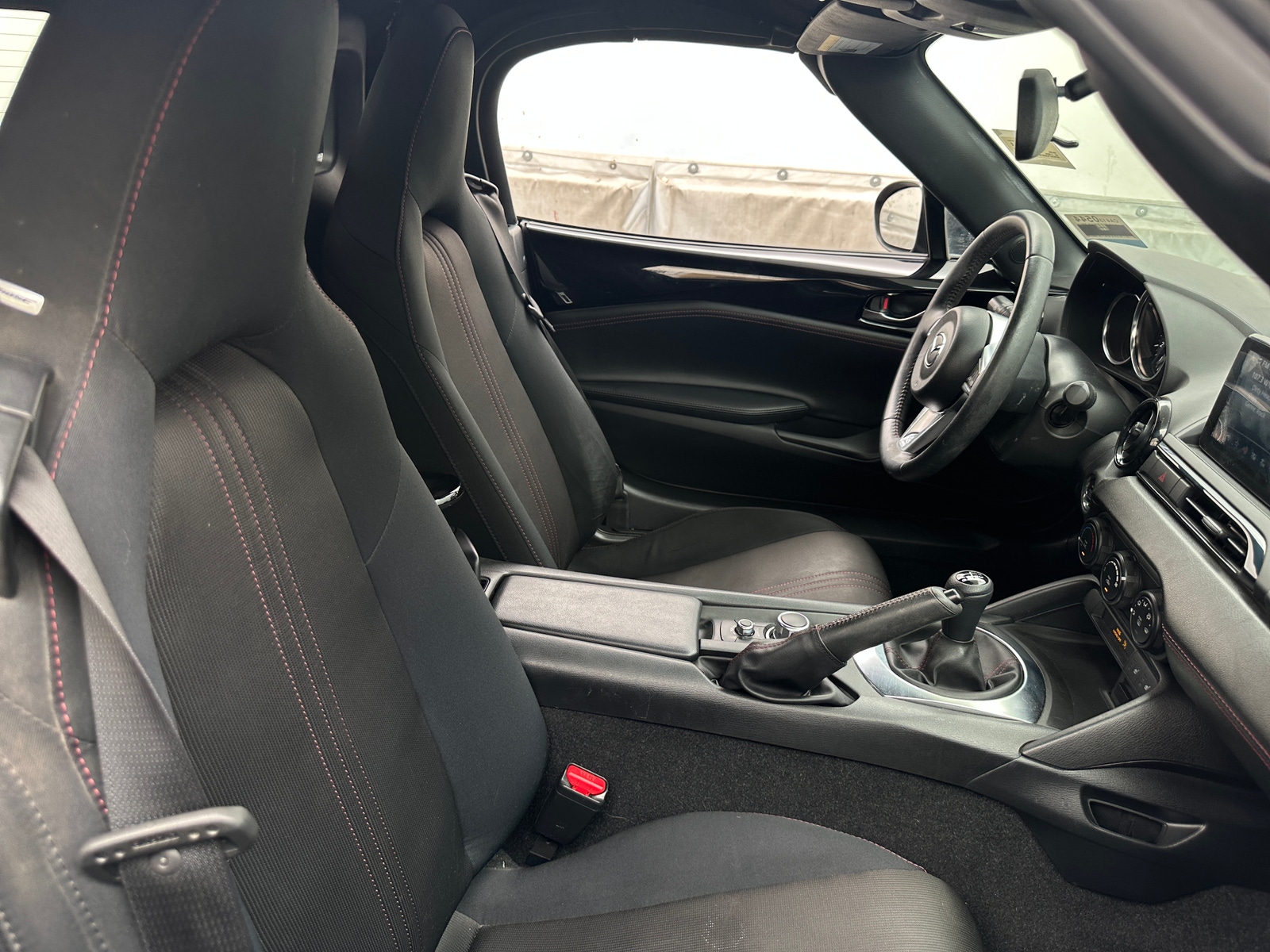 Thumbnail: 2018 Mazda MX-5 Miata - 2