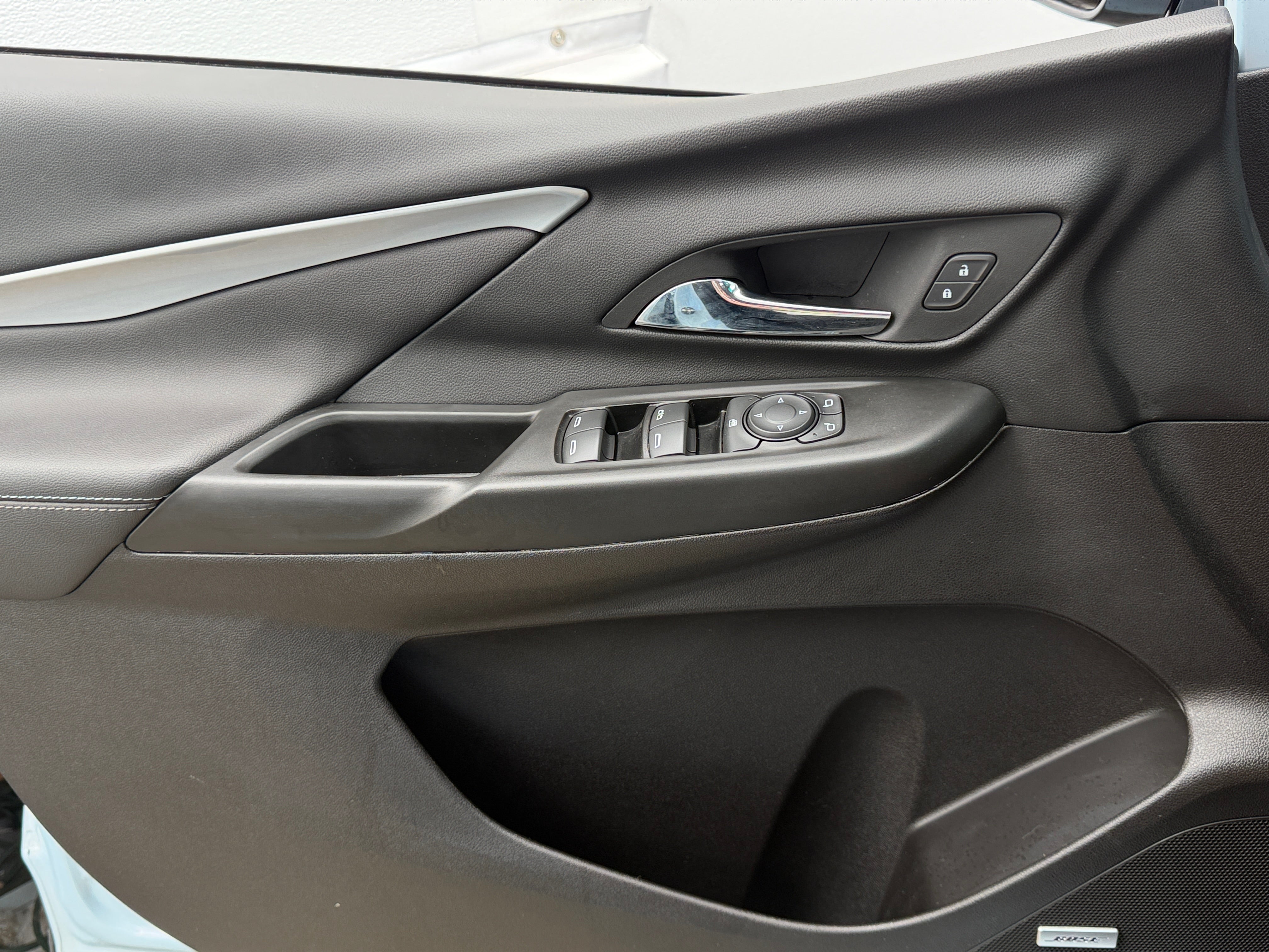 Used 2023 Chevrolet Bolt EV 2LT with VIN 1G1FX6S02P4157076 for sale in Auburn, WA