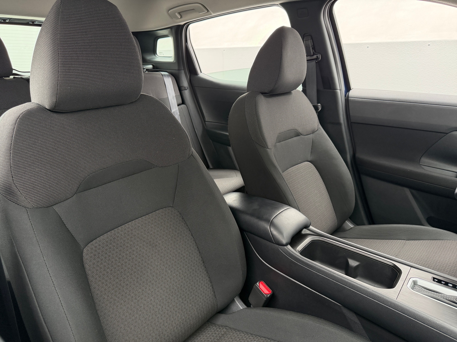 Thumbnail: 2025 Nissan Kicks - 2