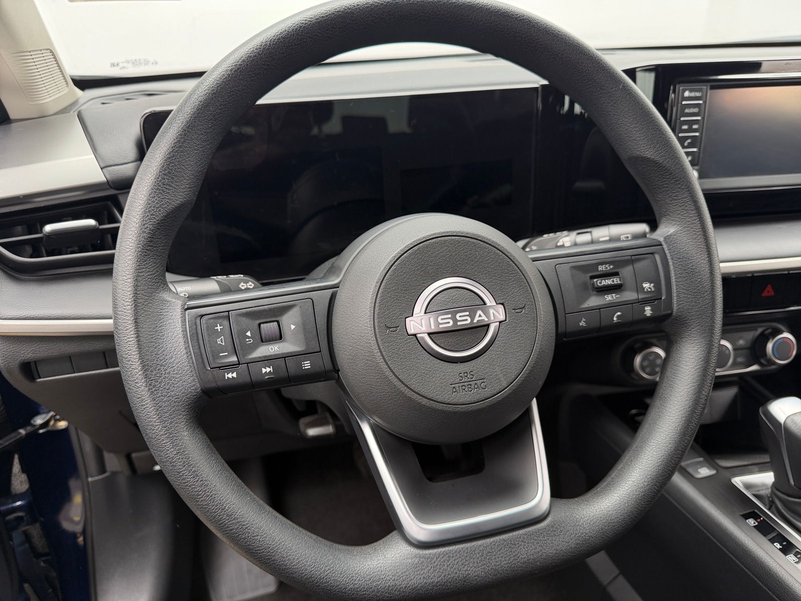 Thumbnail: 2025 Nissan Kicks - 5