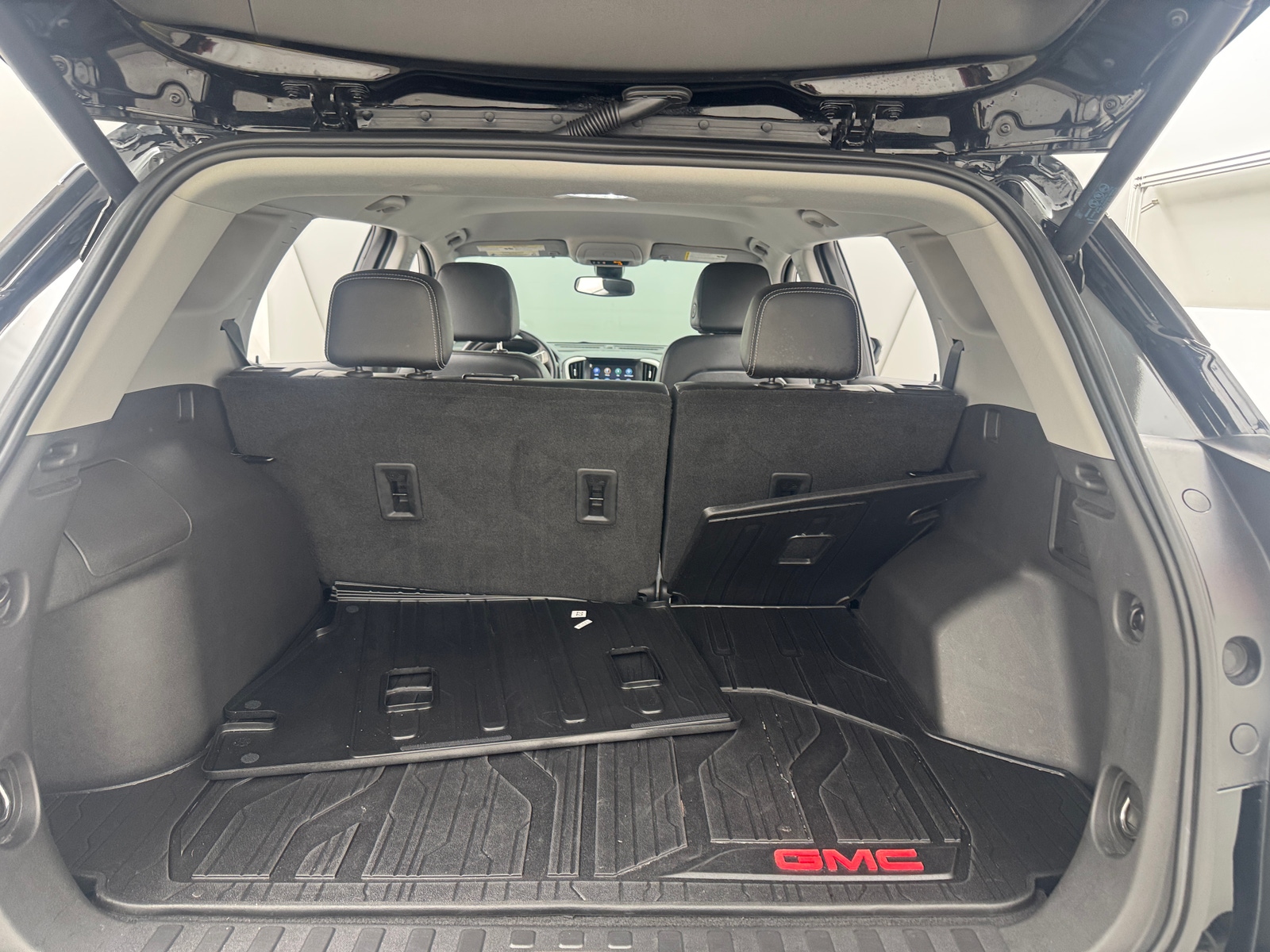 Thumbnail: 2022 GMC Terrain - 6