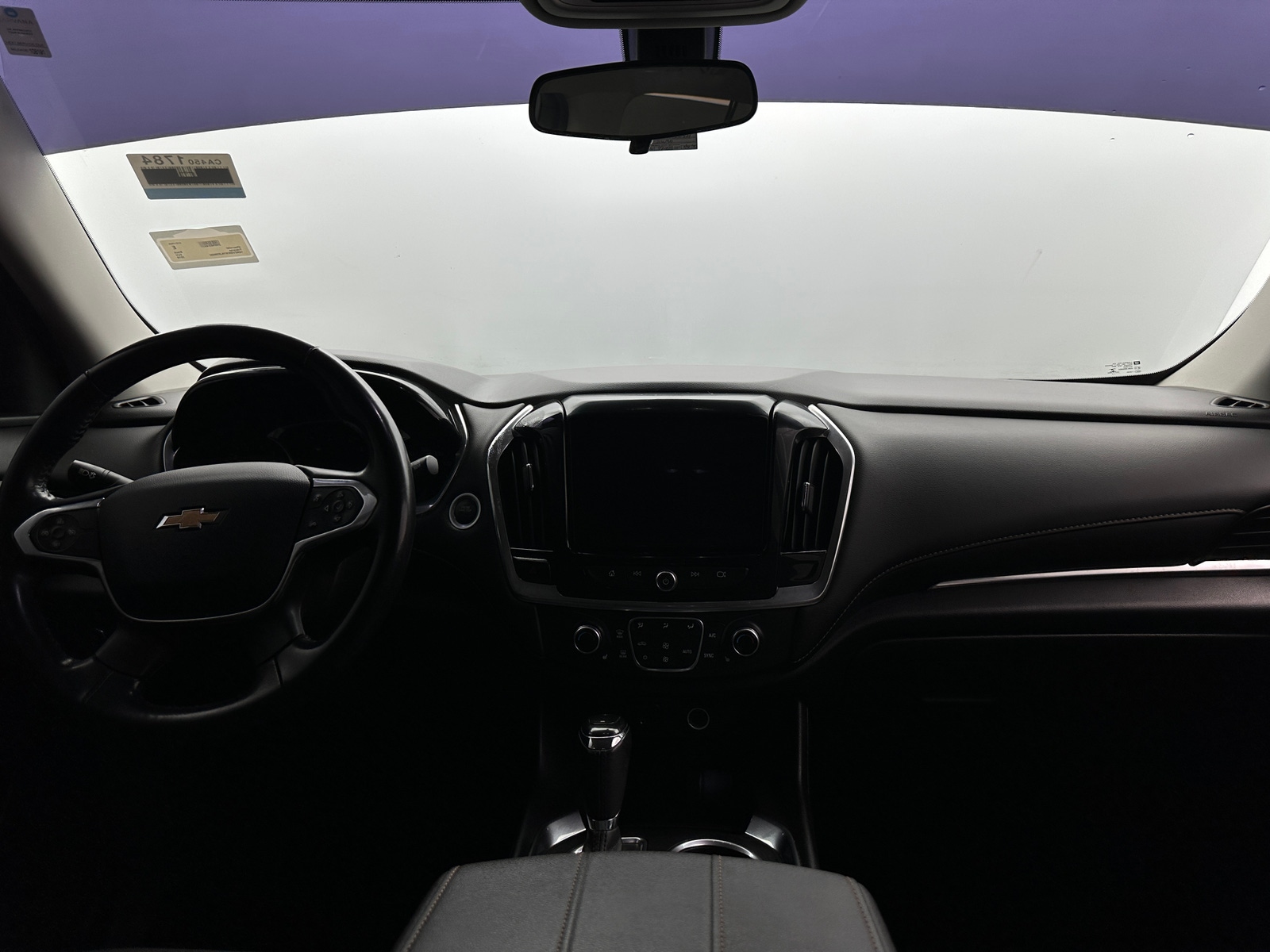 Thumbnail: 2019 Chevrolet Traverse - 3