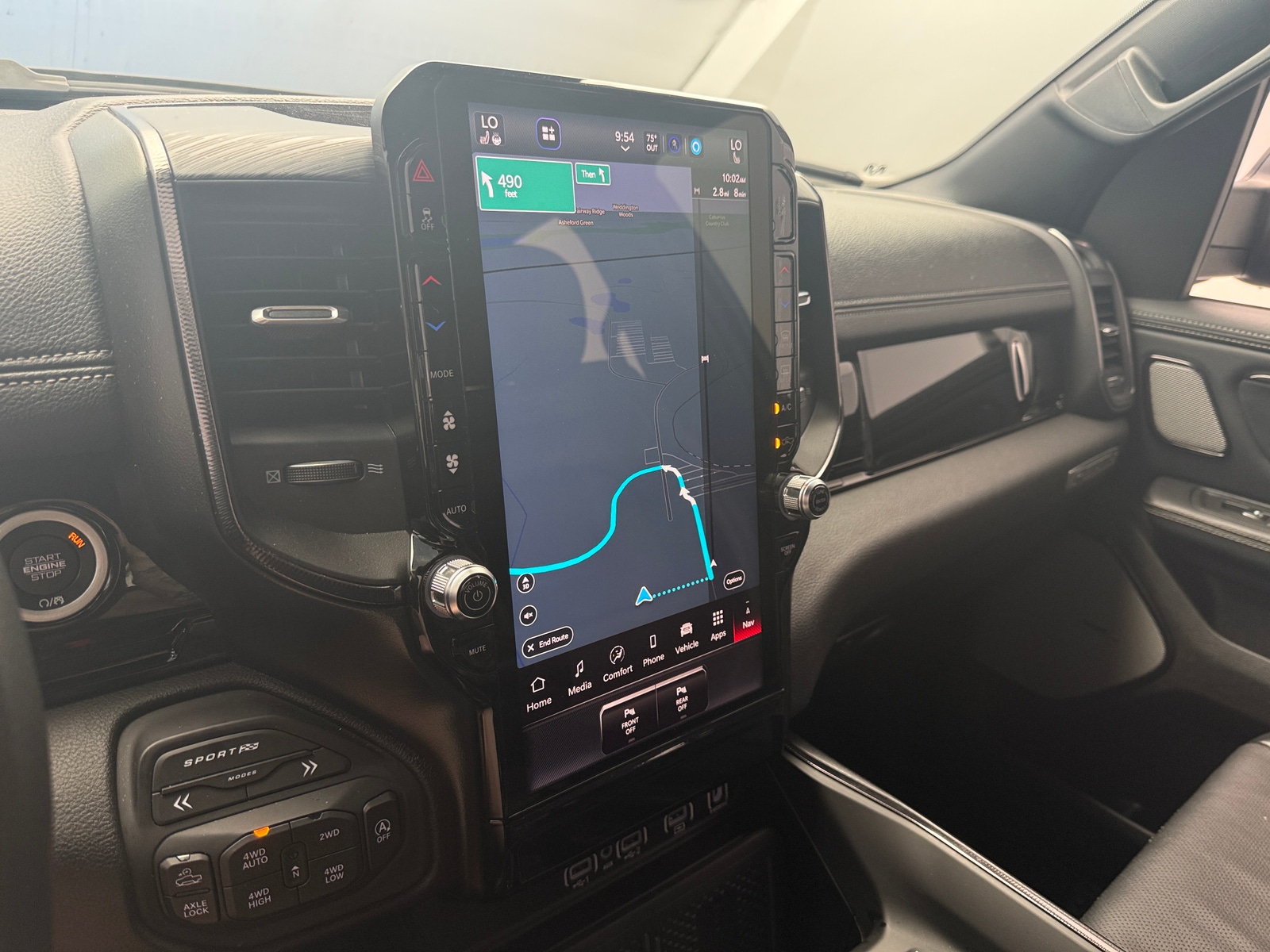 Thumbnail: 2026 RAM 1500 - 3