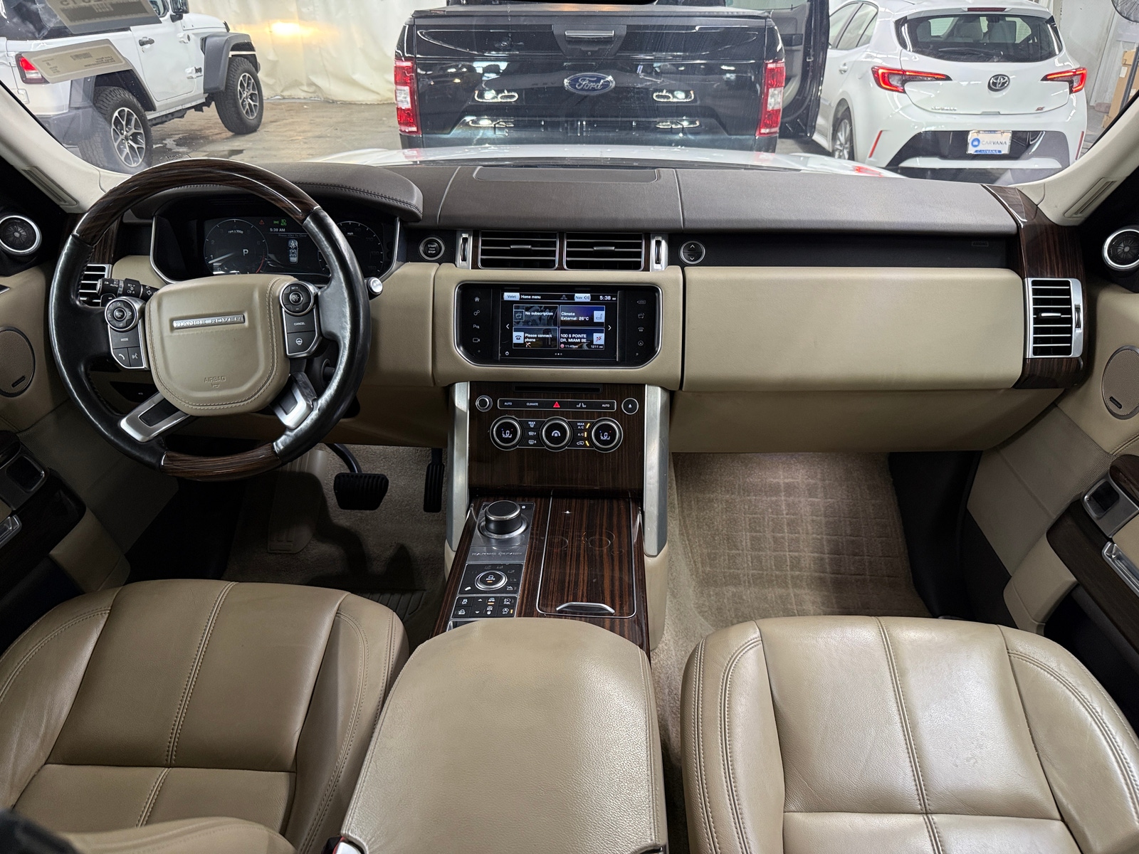 Thumbnail: 2016 Land Rover Range Rover - 2