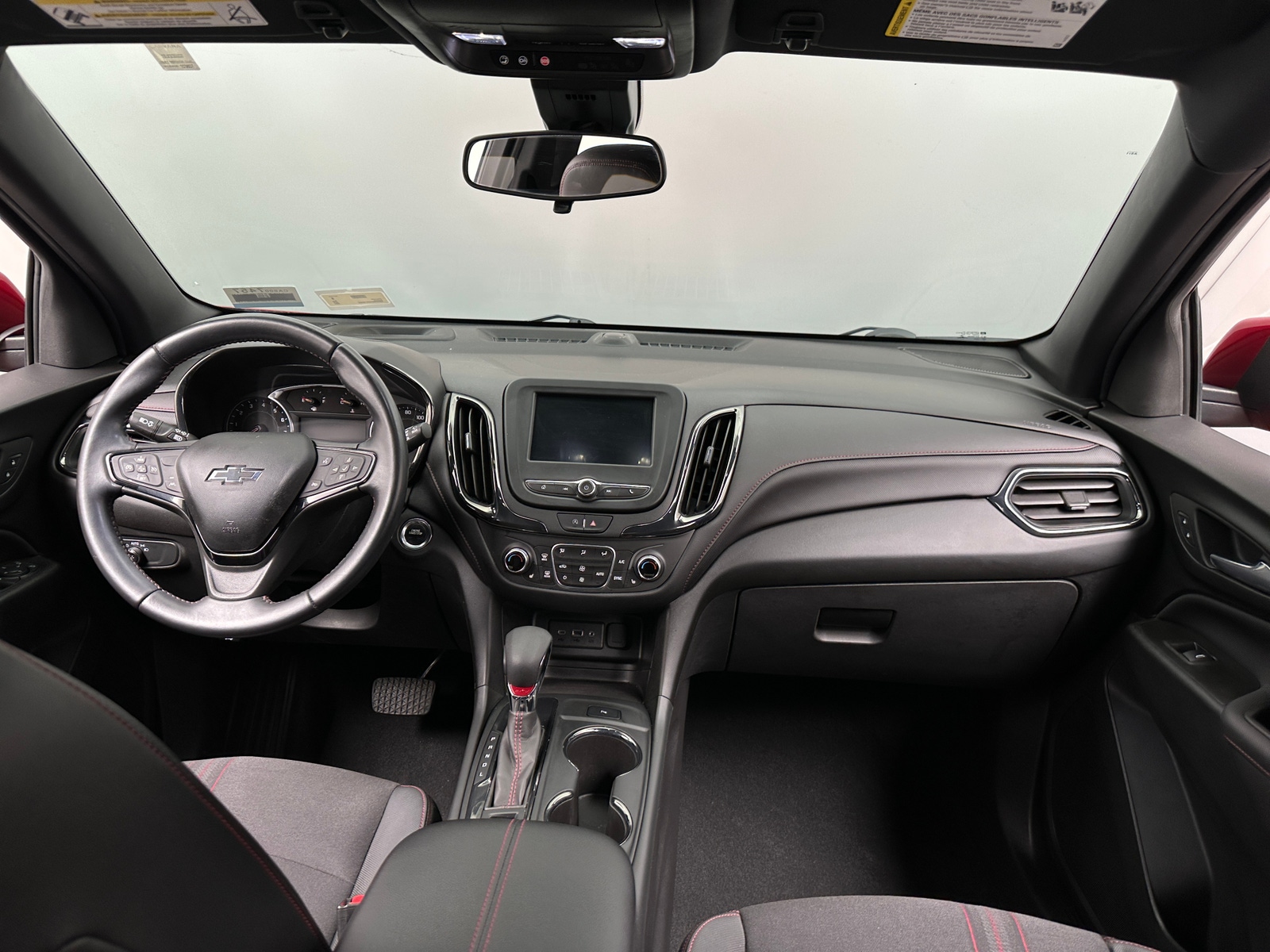 Thumbnail: 2022 Chevrolet Equinox - 3
