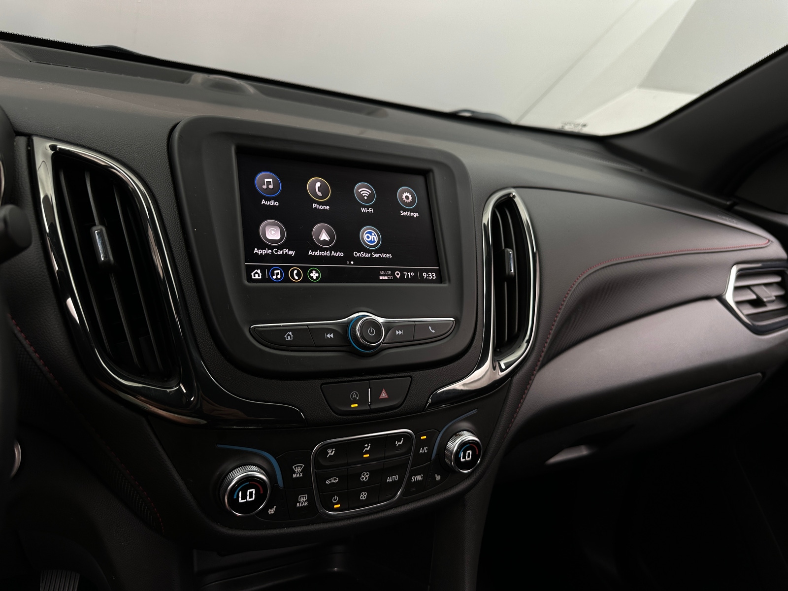Thumbnail: 2022 Chevrolet Equinox - 4