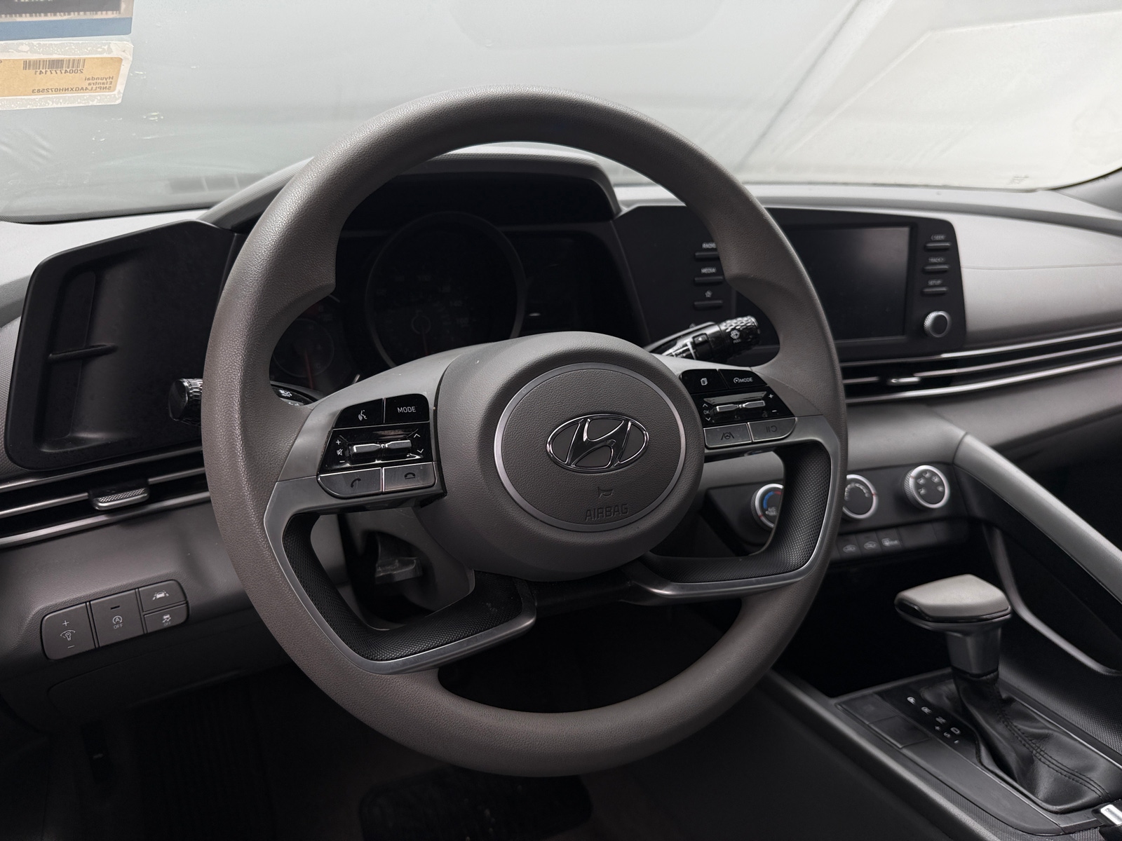 Thumbnail: 2022 Hyundai Elantra - 5