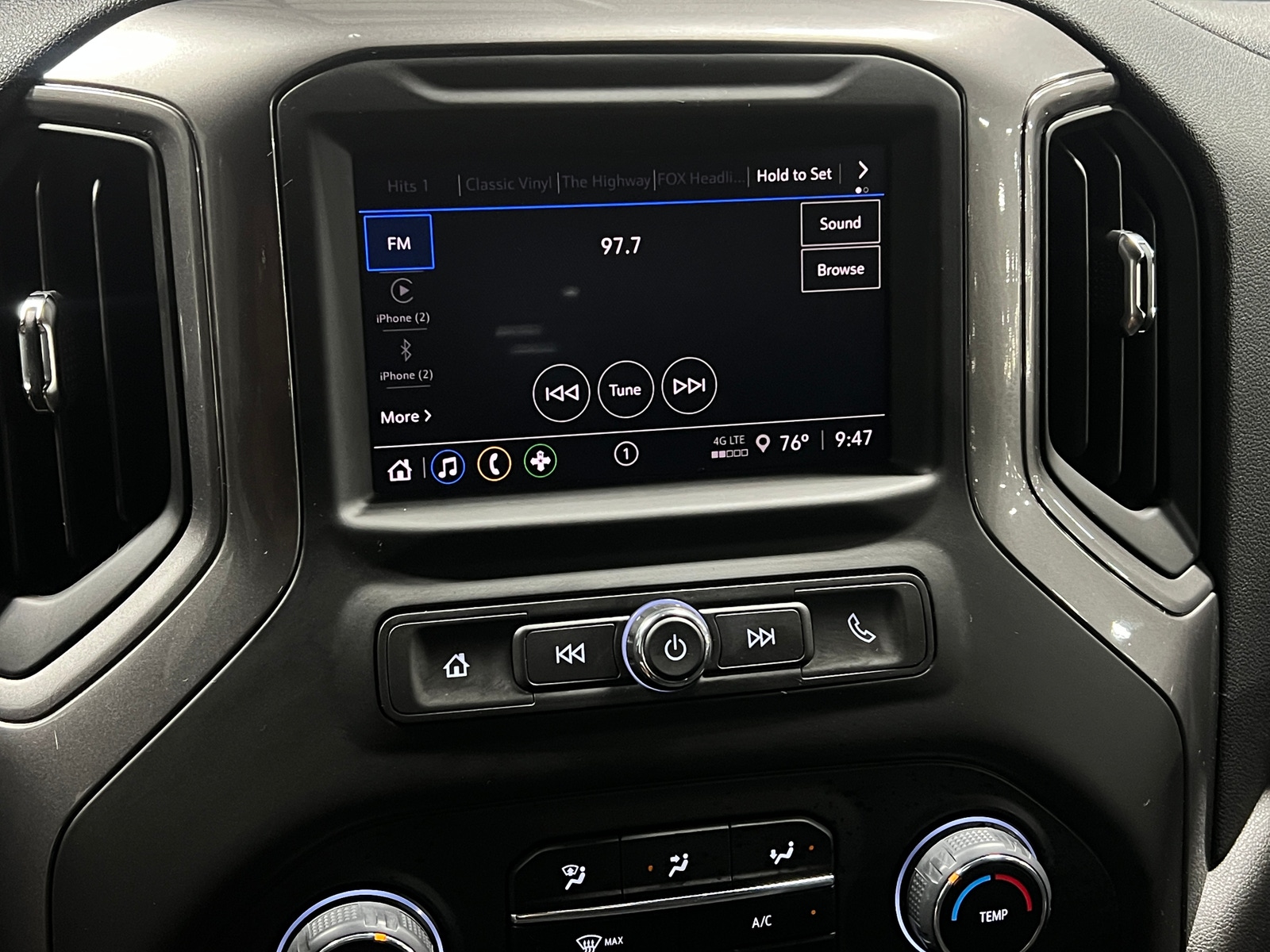 Thumbnail: 2025 Chevrolet Silverado 1500 - 4