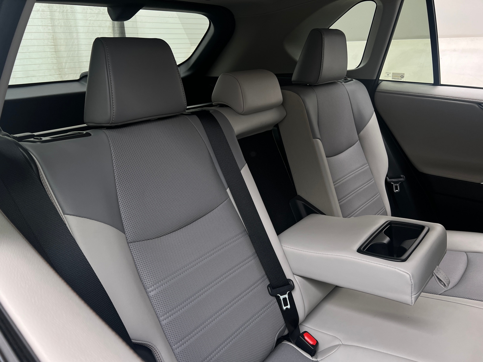 Thumbnail: 2020 Toyota RAV4 - 5