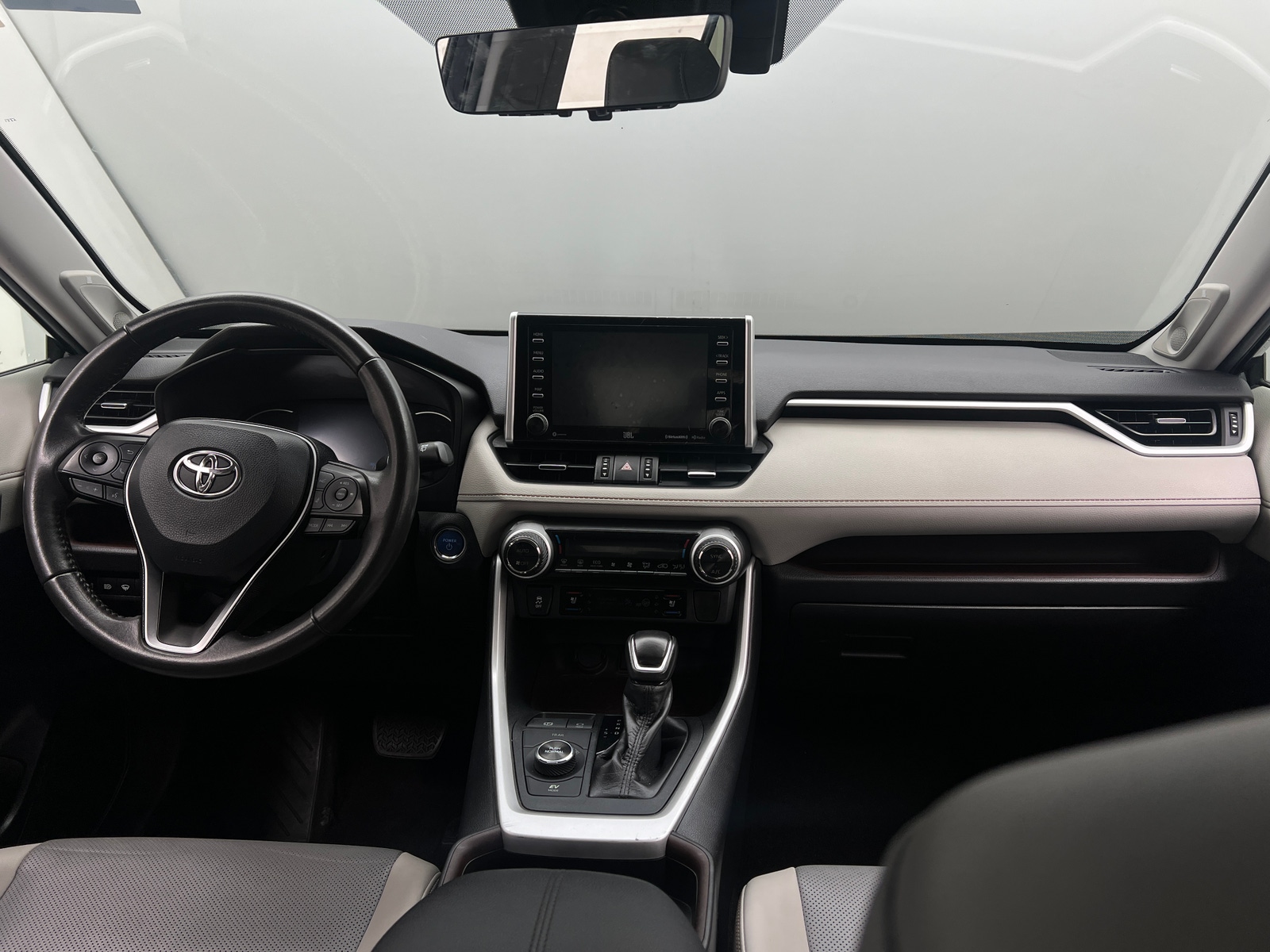 Thumbnail: 2020 Toyota RAV4 - 2