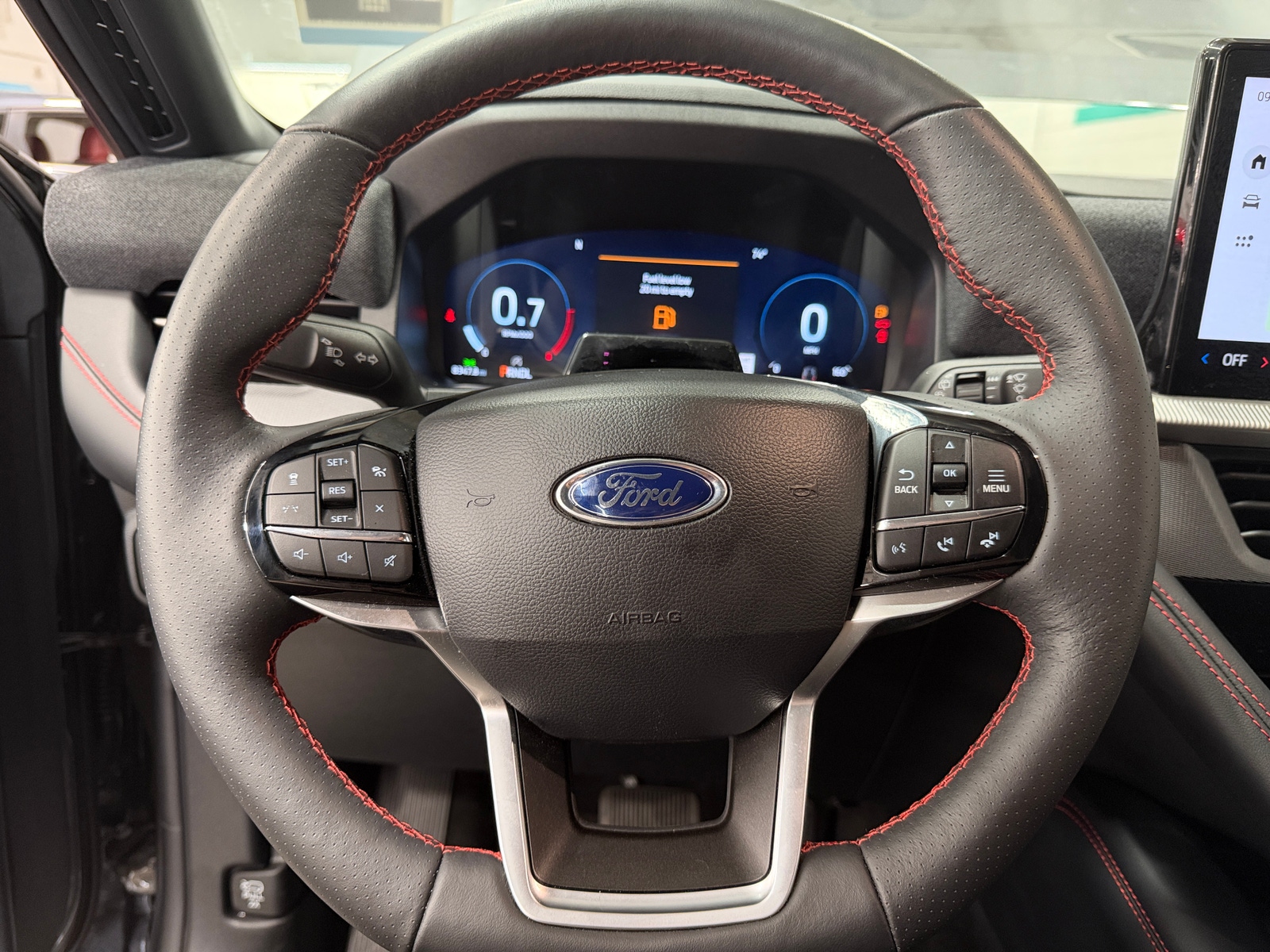 Thumbnail: 2026 Ford Explorer - 5