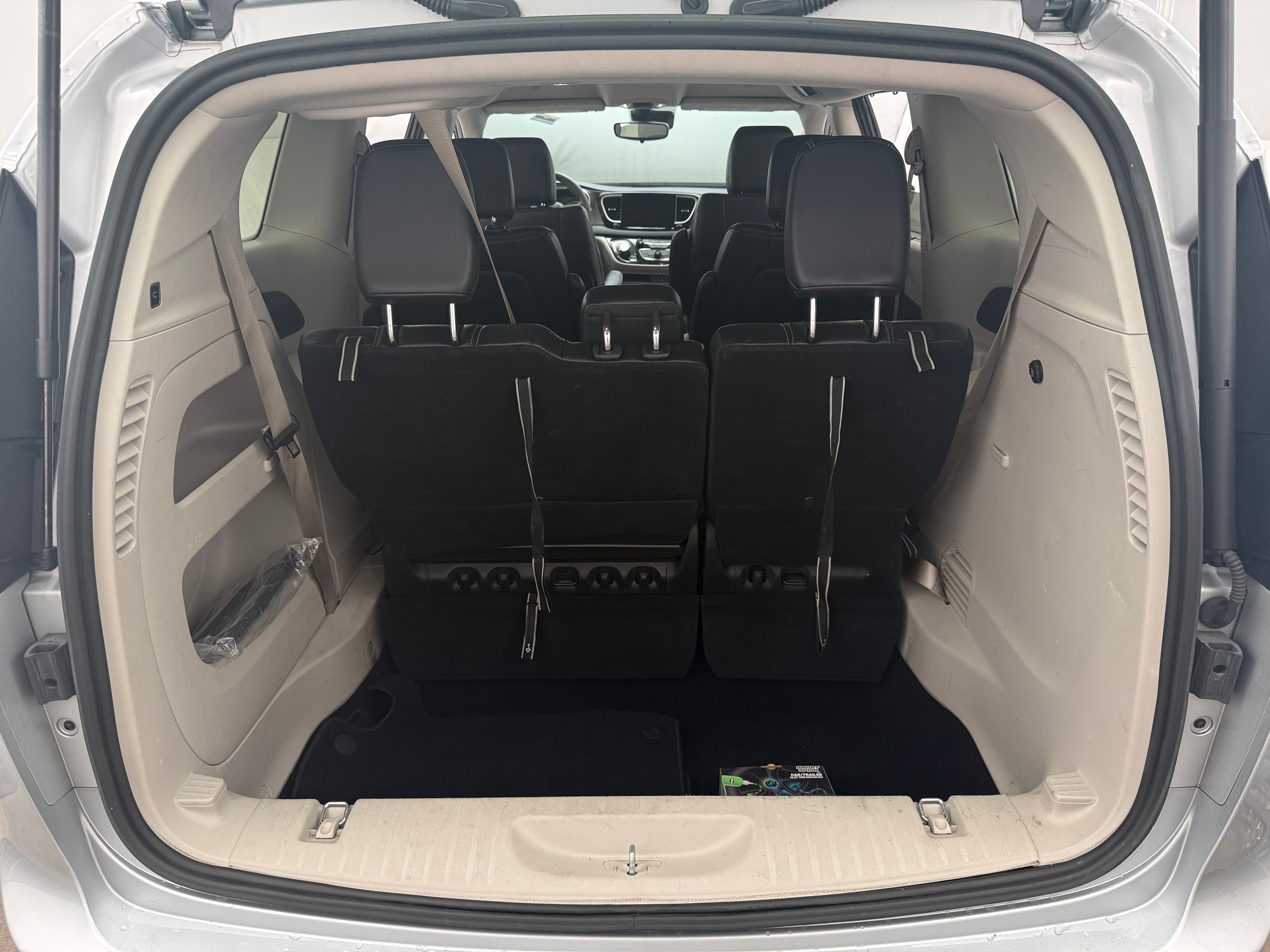 2C4RC1BG8RR173282