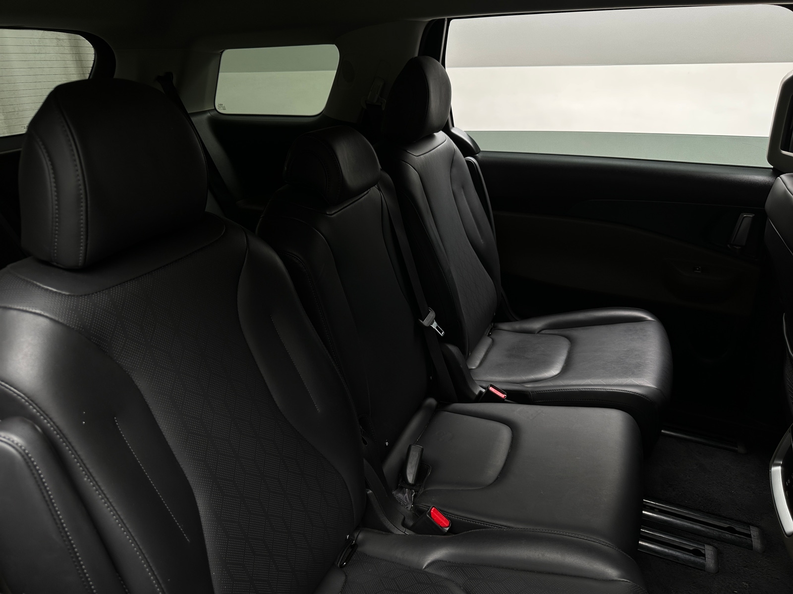 Thumbnail: 2026 Kia Carnival - 5