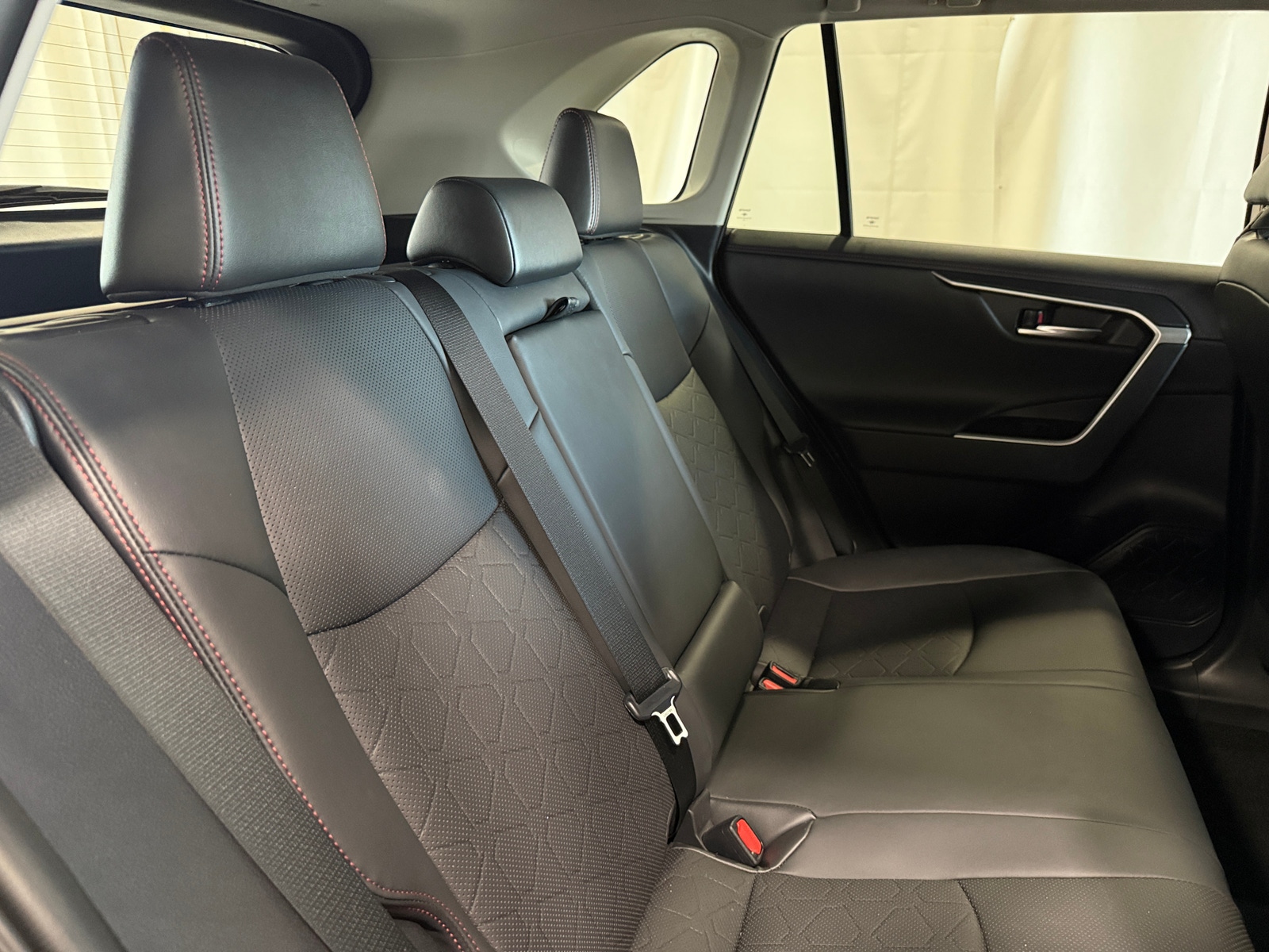 Thumbnail: 2021 Toyota RAV4 - 5