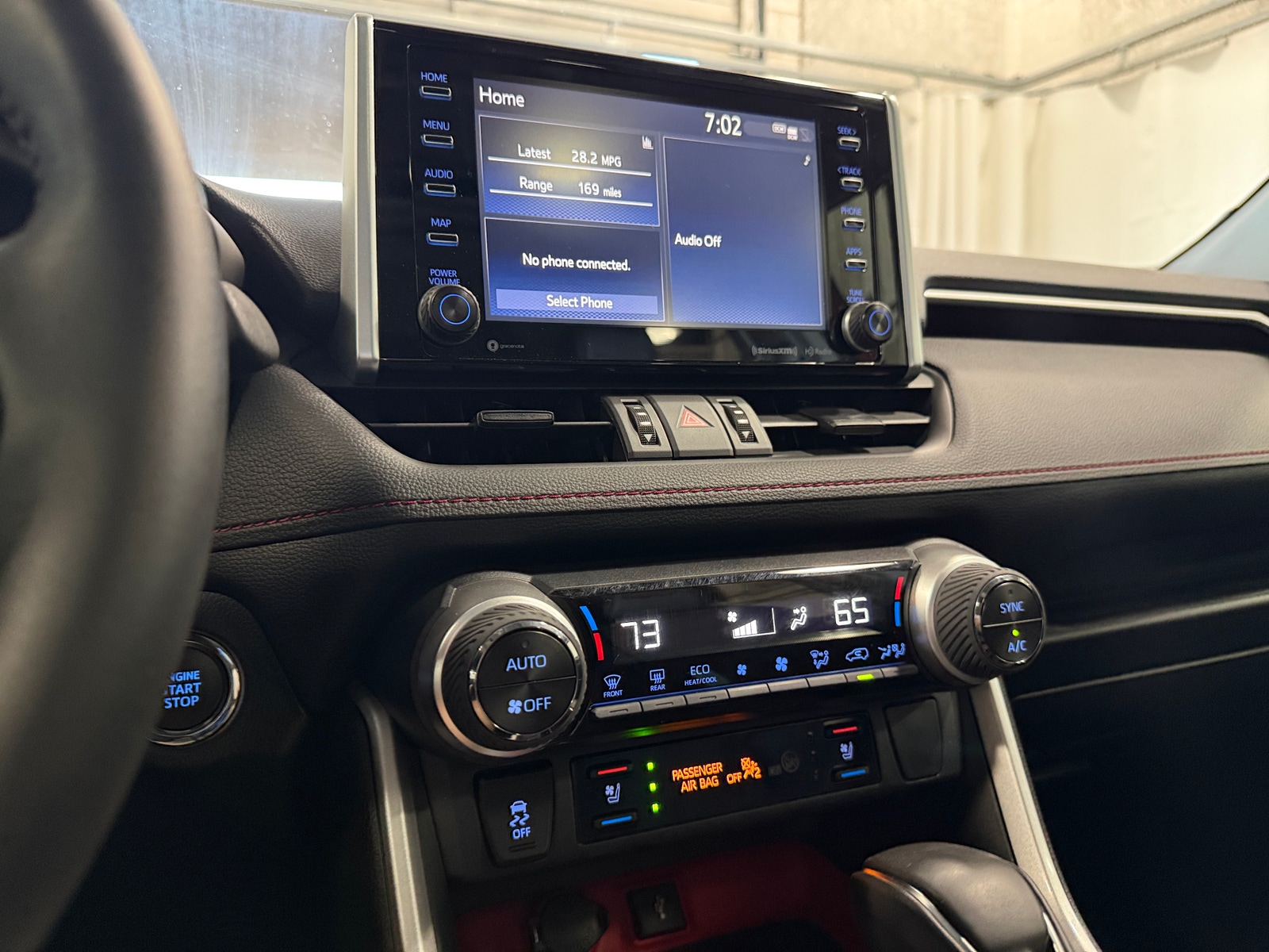 Thumbnail: 2021 Toyota RAV4 - 3