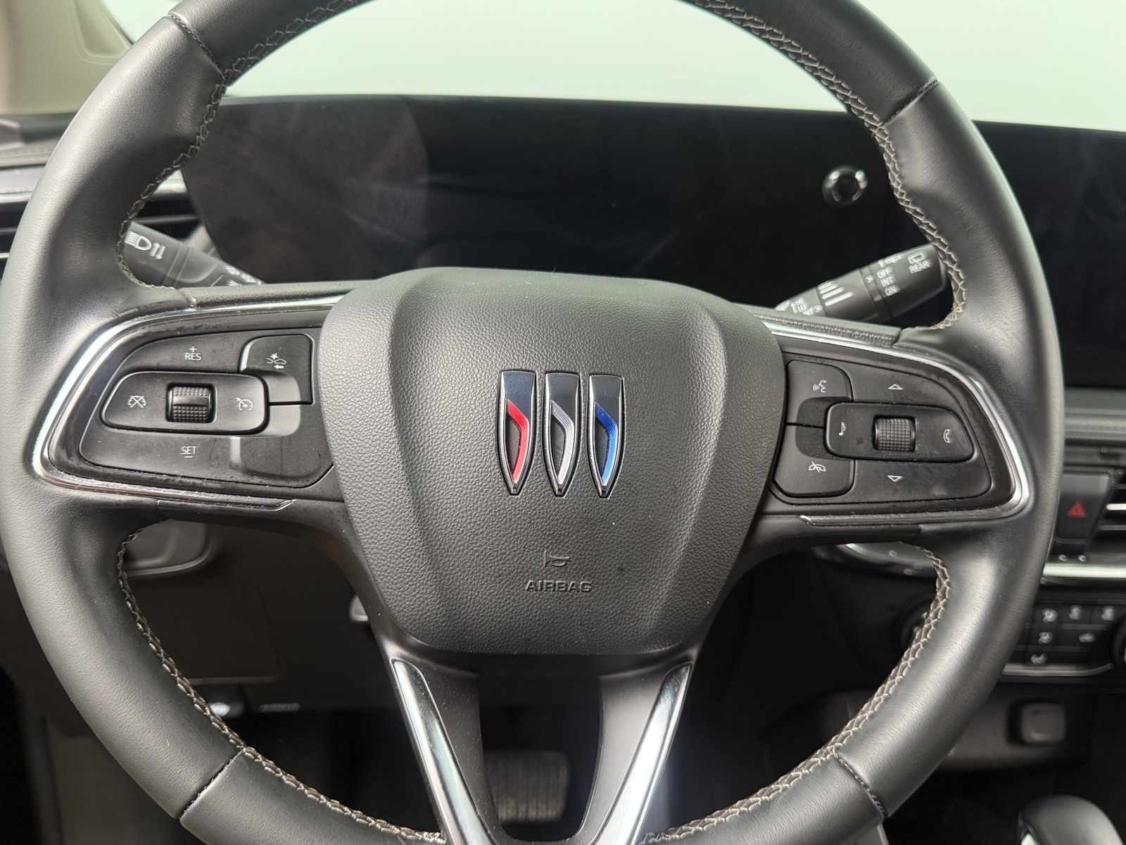 Thumbnail: 2025 Buick Encore GX - 4