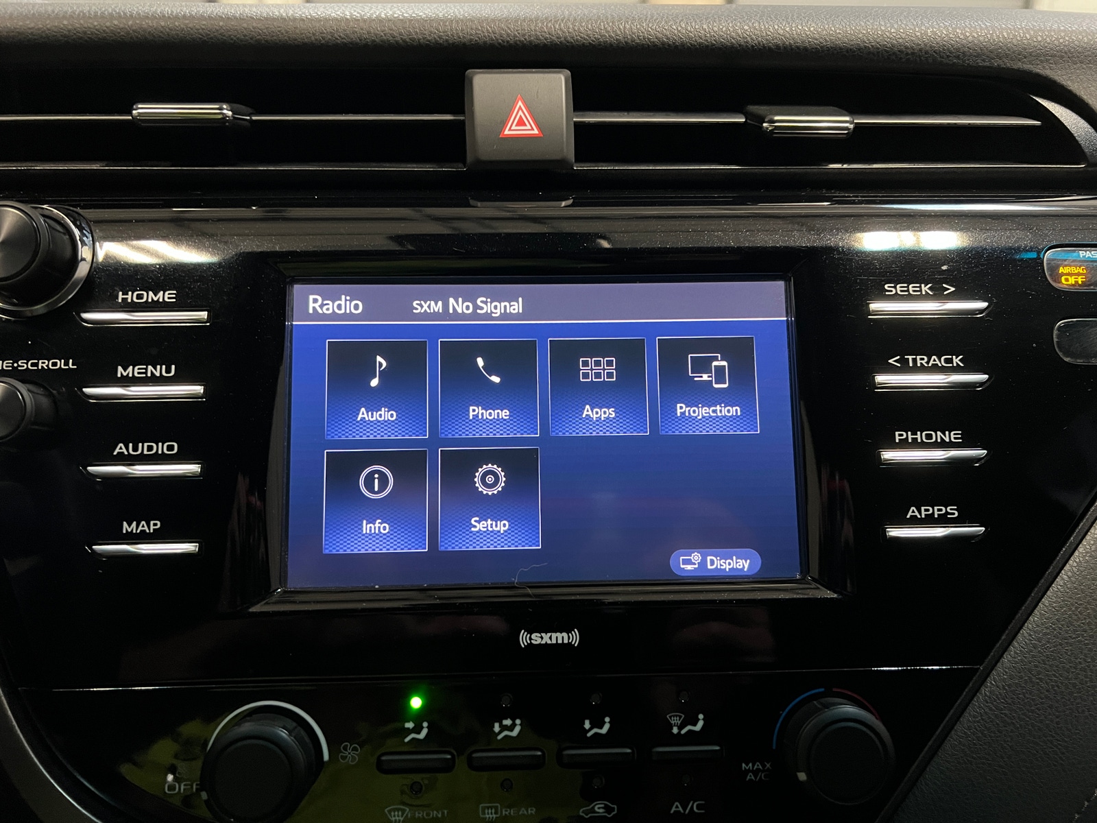 Thumbnail: 2020 Toyota Camry - 4